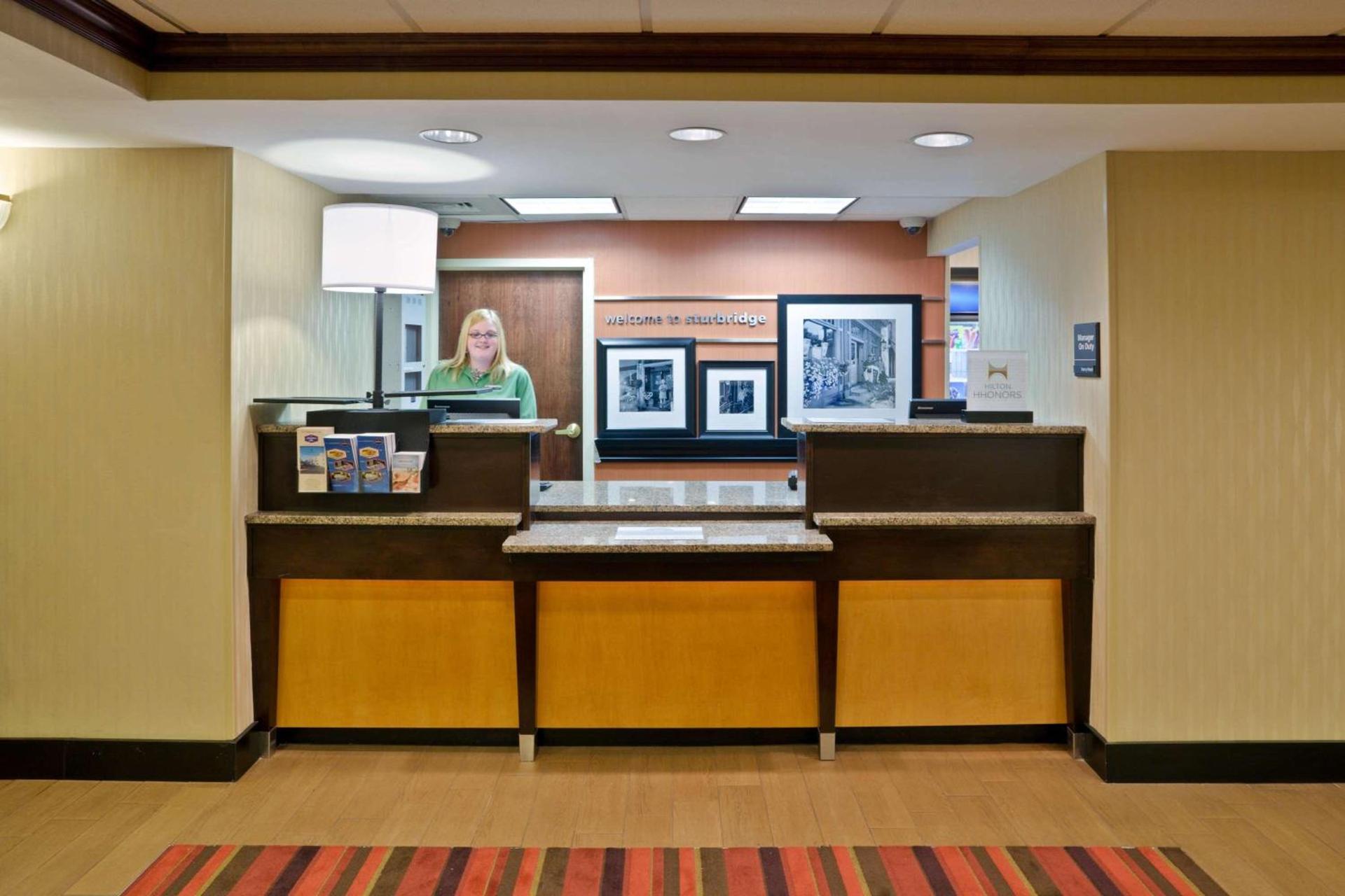 Hampton Inn Sturbridge photo 3