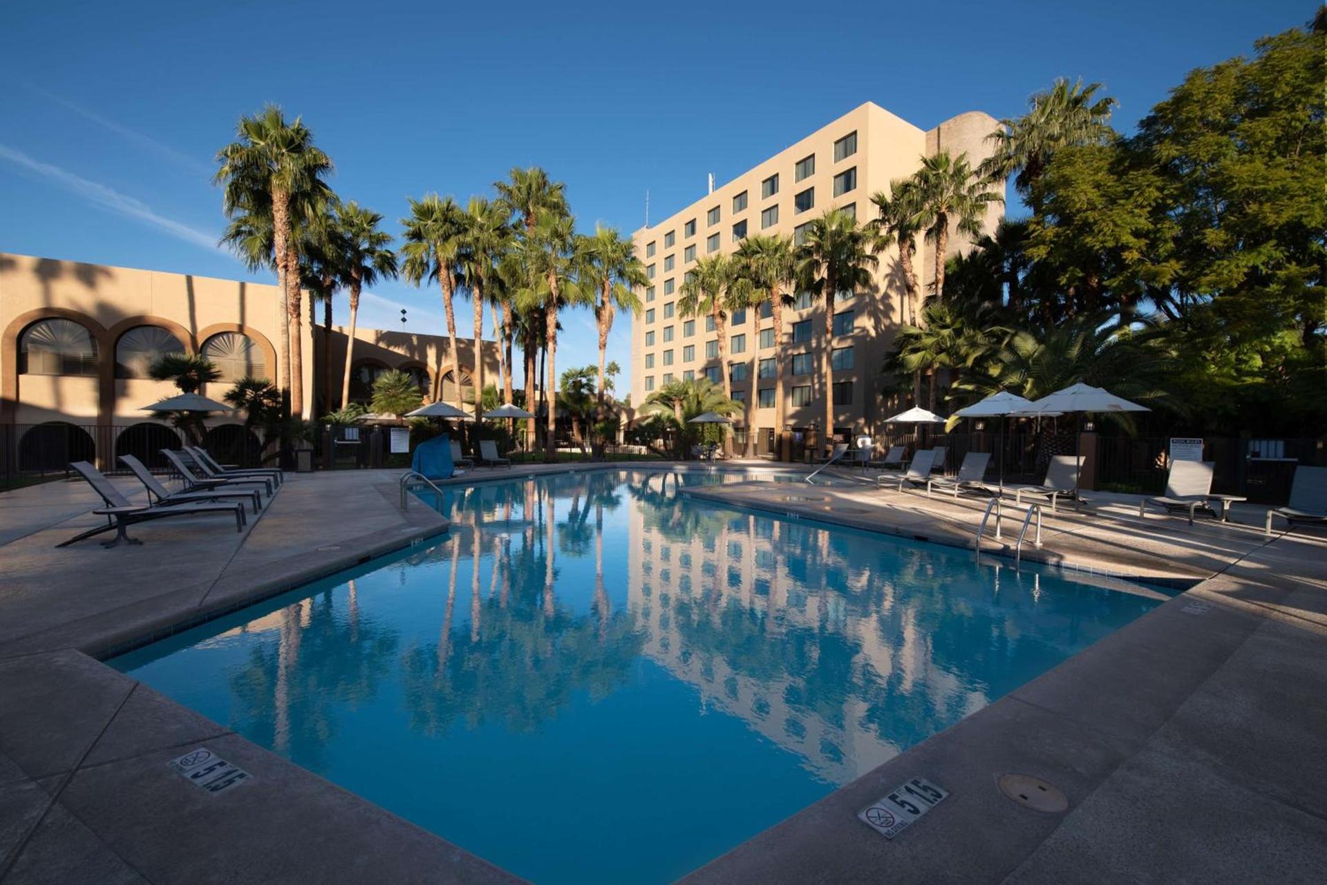 DoubleTree by Hilton Tucson-Reid Park photo 2
