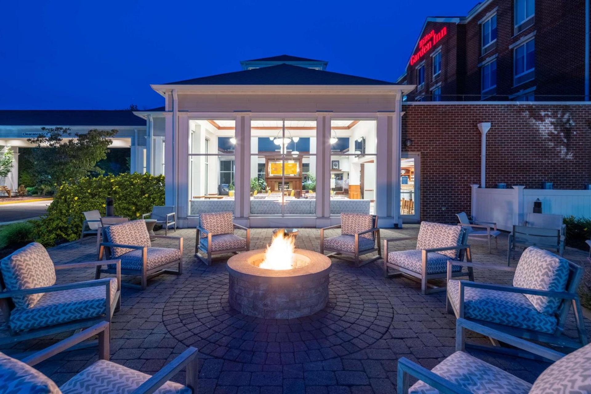 Hilton Garden Inn Mystic/Groton photo 3