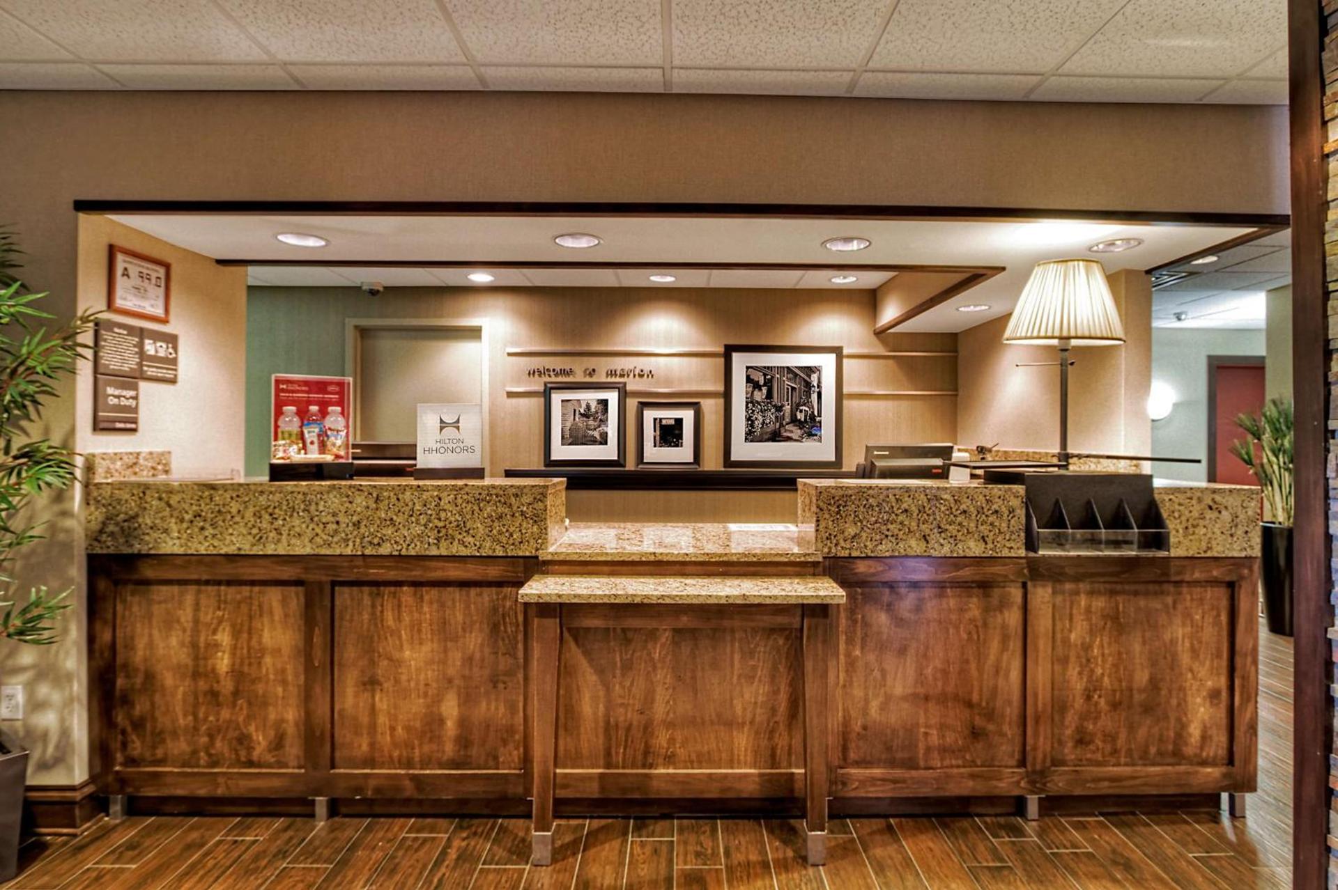 Hampton Inn Marion photo 3