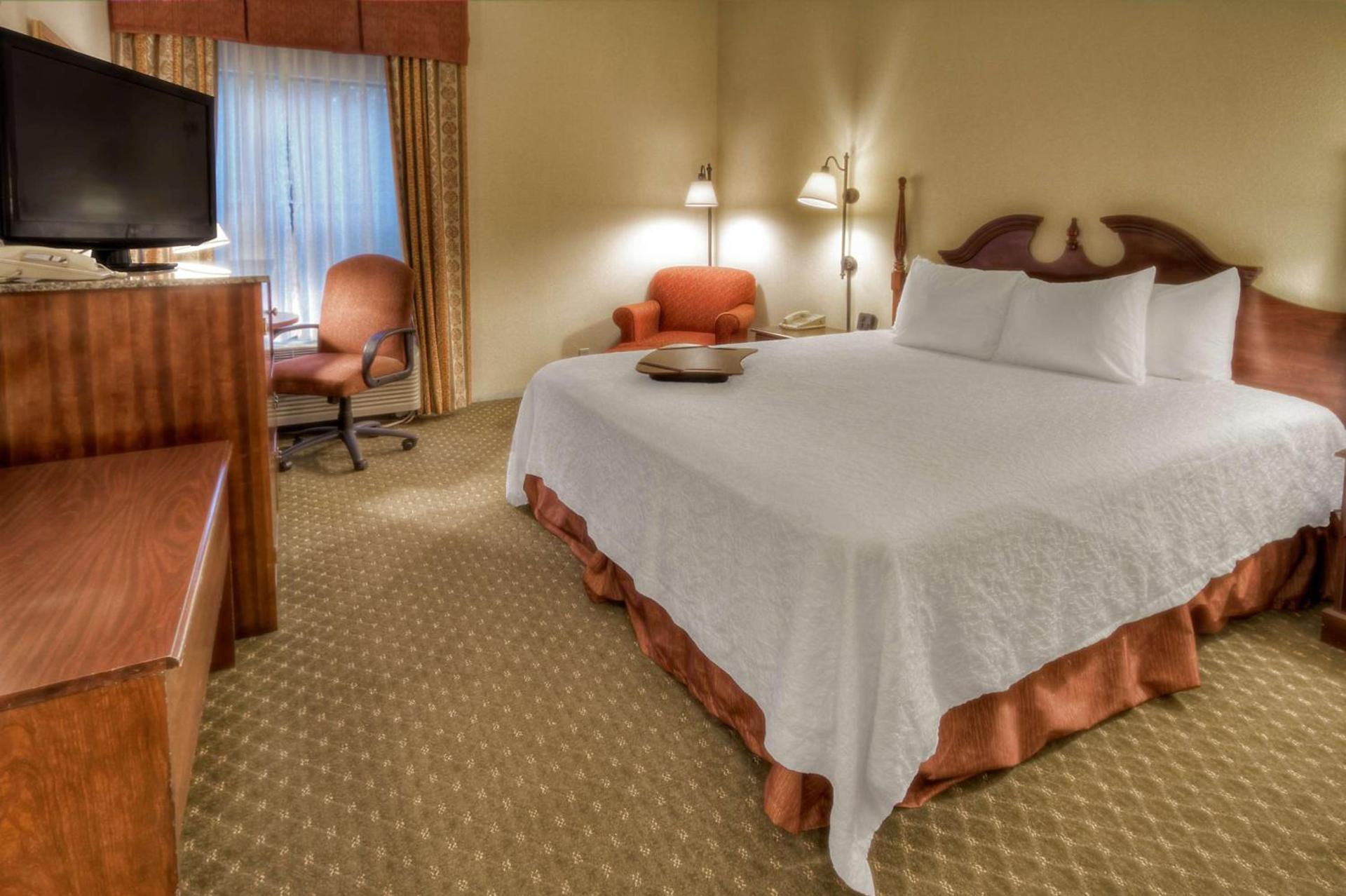 Hampton Inn Marion photo 12