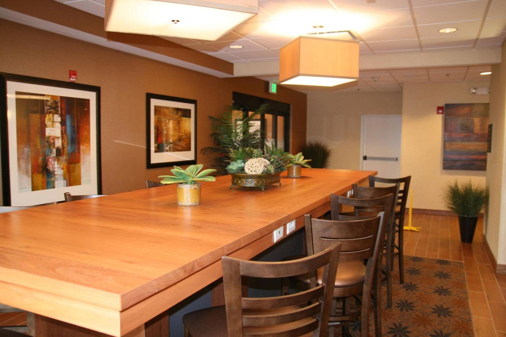 Hampton Inn La Junta photo 4