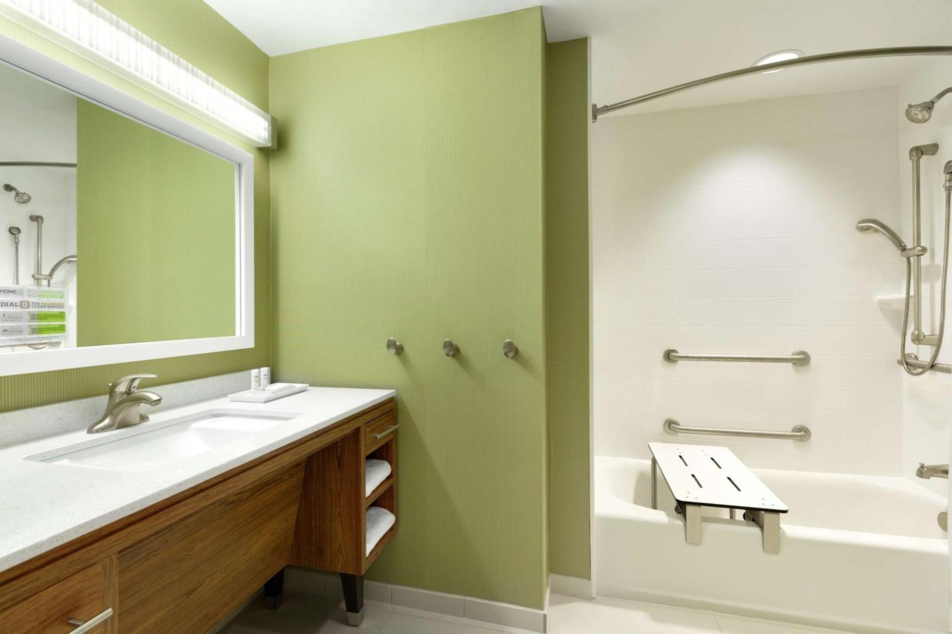 Home2 Suites by Hilton Saratoga Malta photo 12