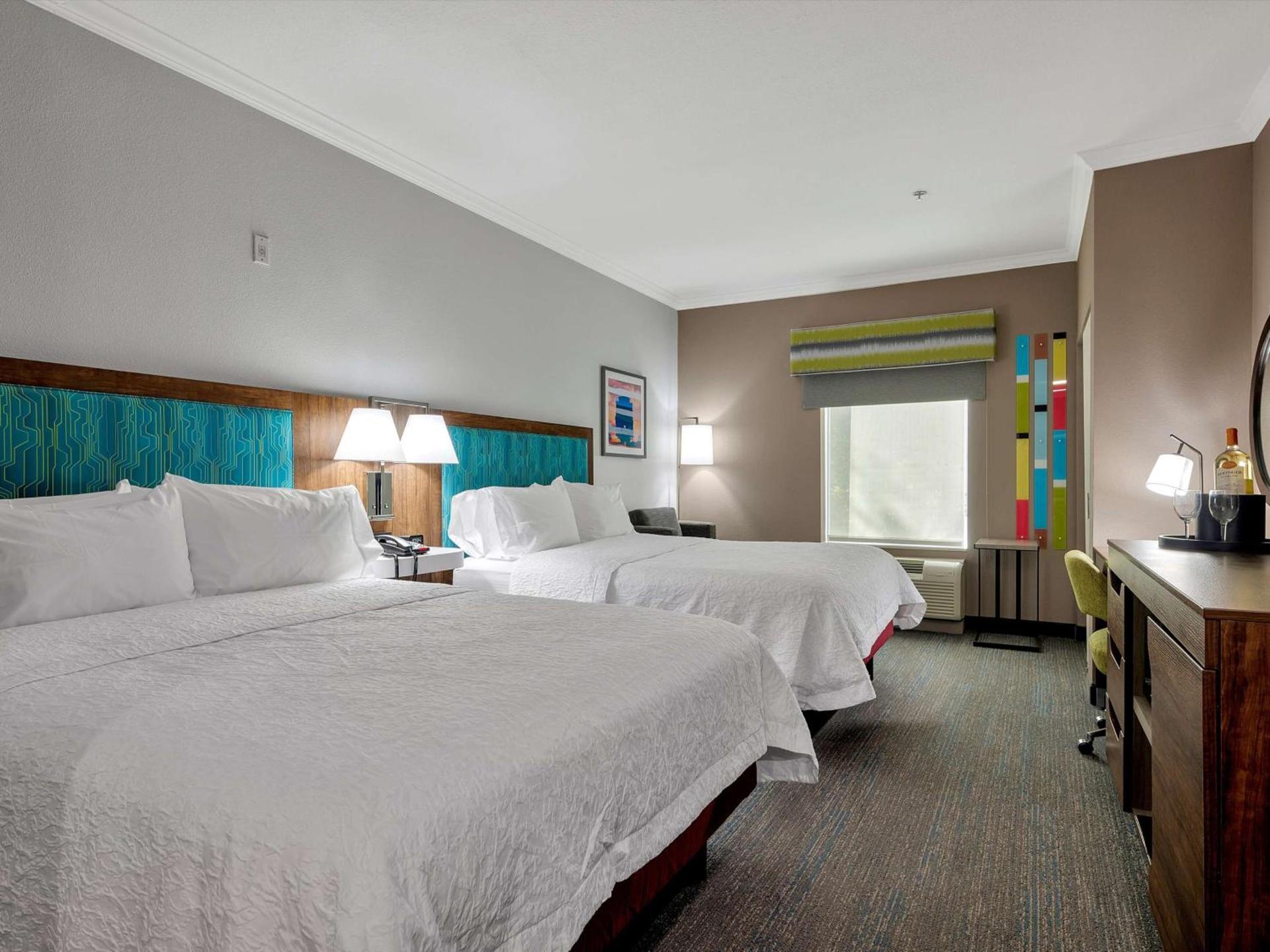 Hampton Inn and Suites Lufkin photo 15