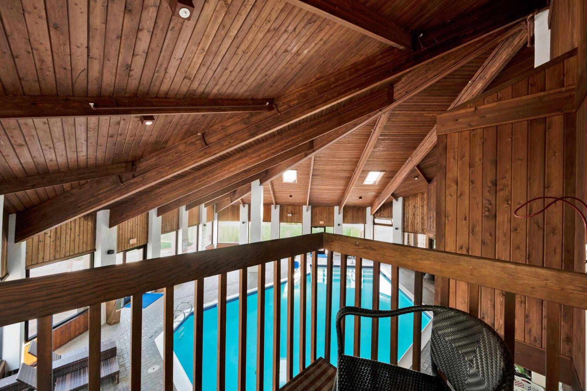 Baymont by Wyndham Anderson photo 18