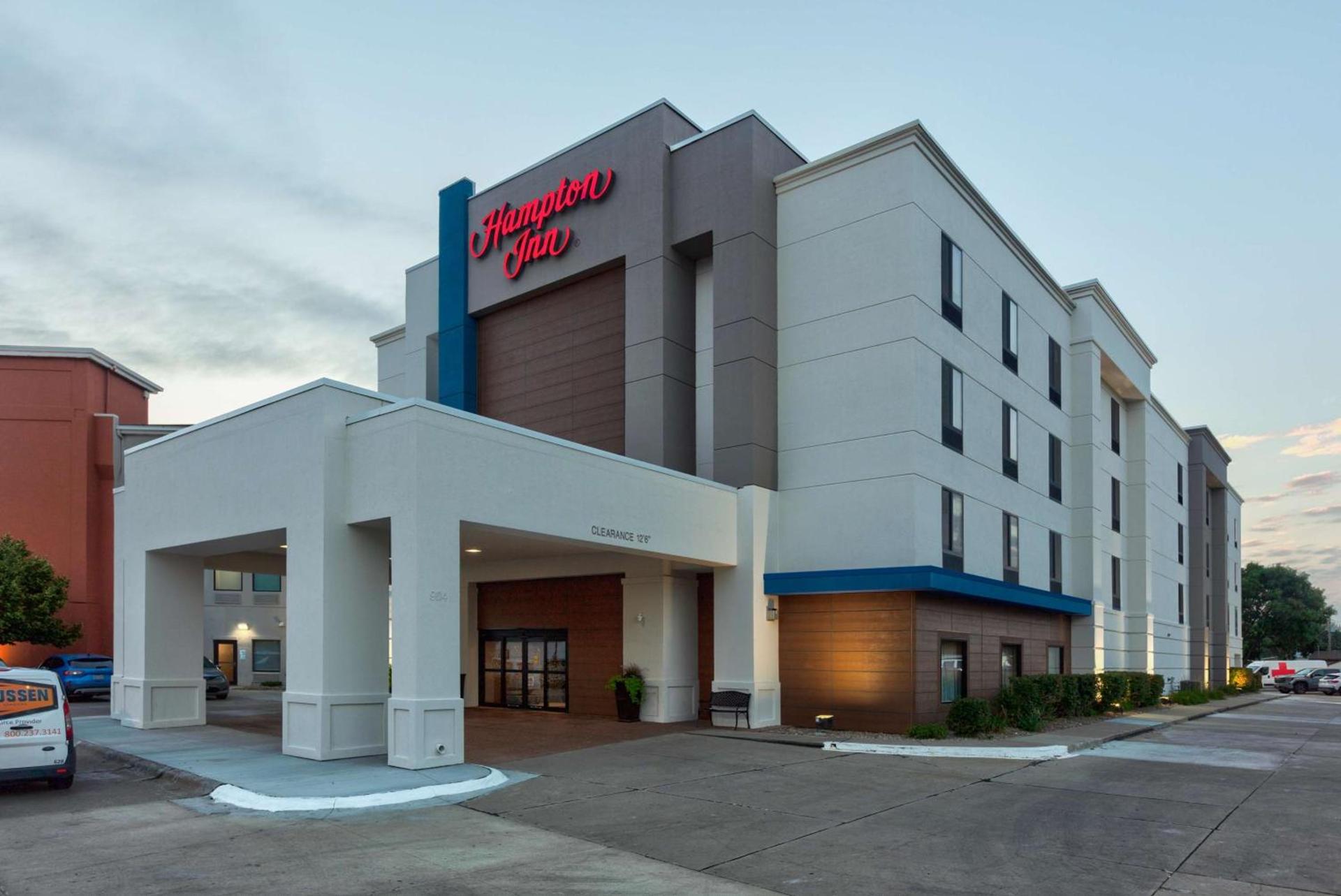 Hampton Inn Norfolk photo 2