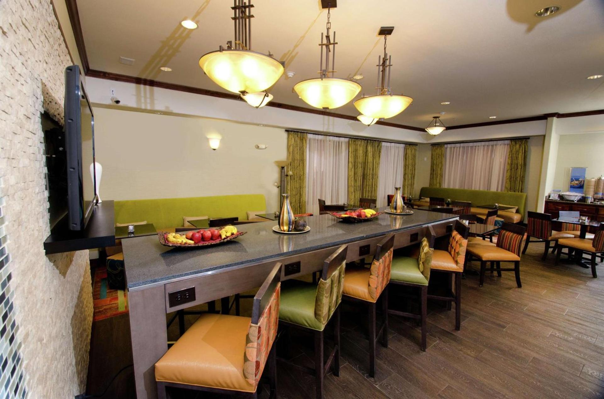 Hampton Inn & Suites Gallup photo 4