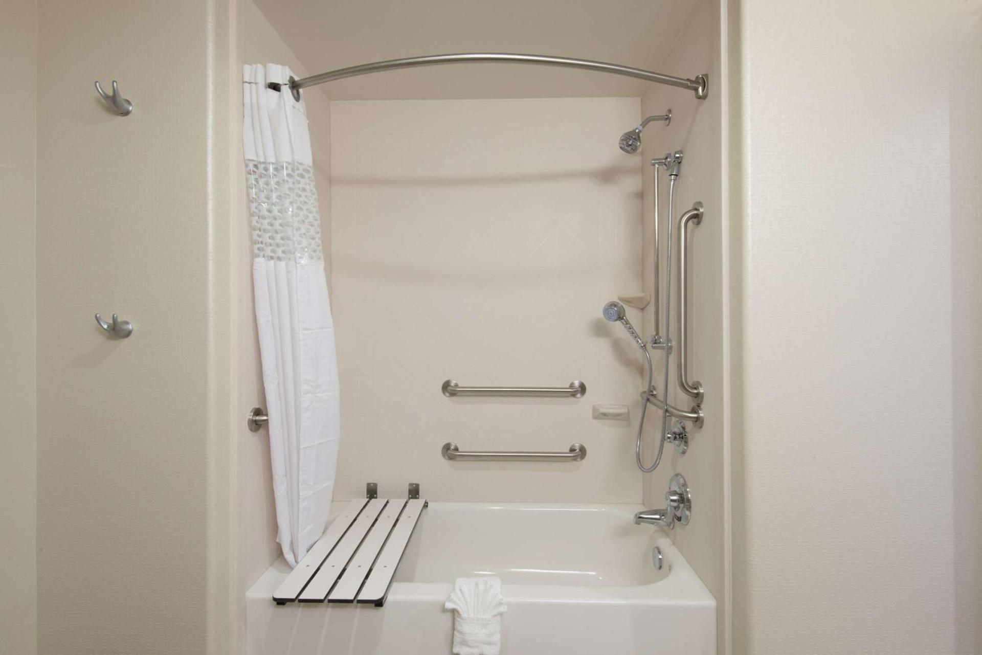 Hampton Inn & Suites Albuquerque North/I-25 photo 7