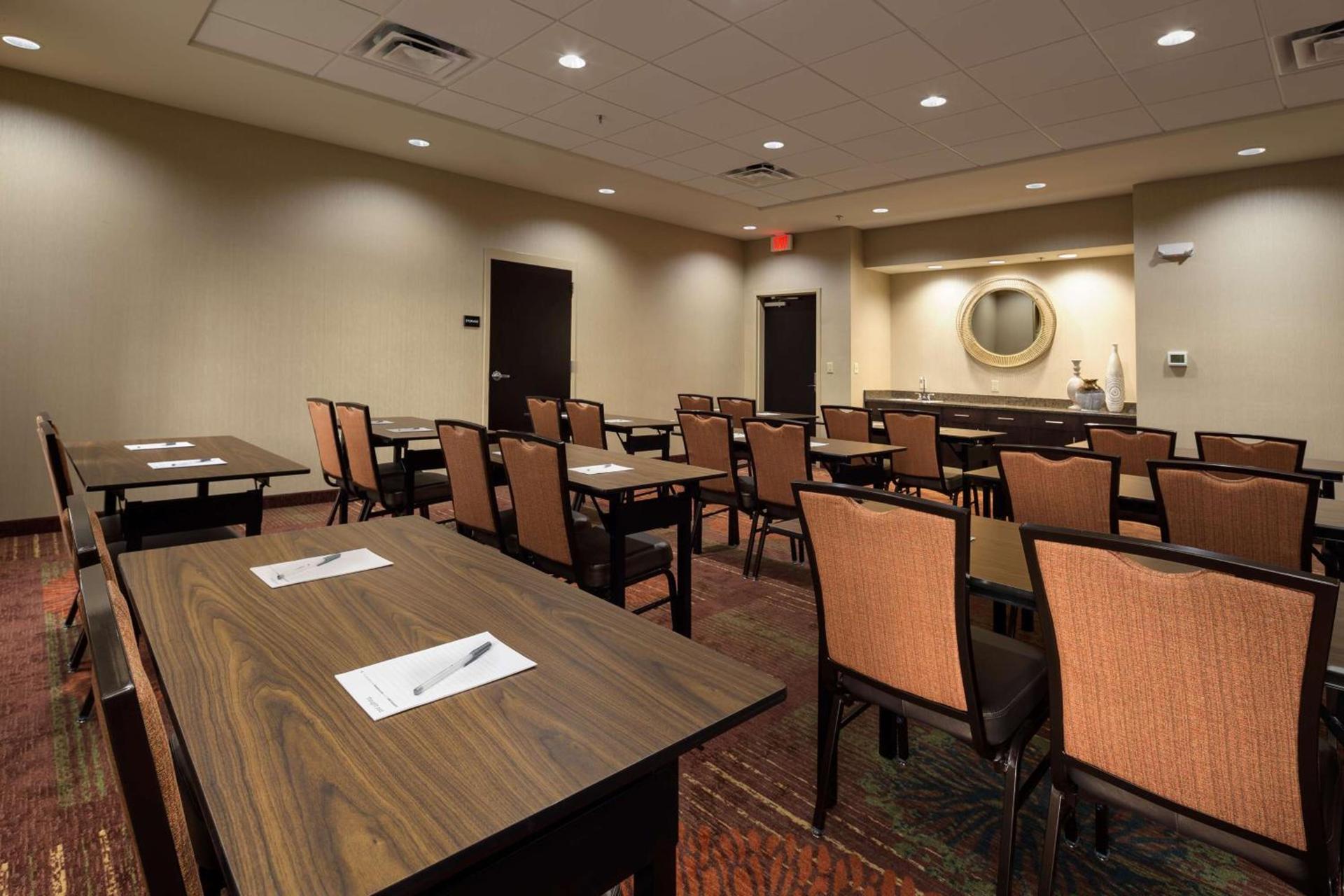 Hampton Inn Morristown, I-81, TN photo 17