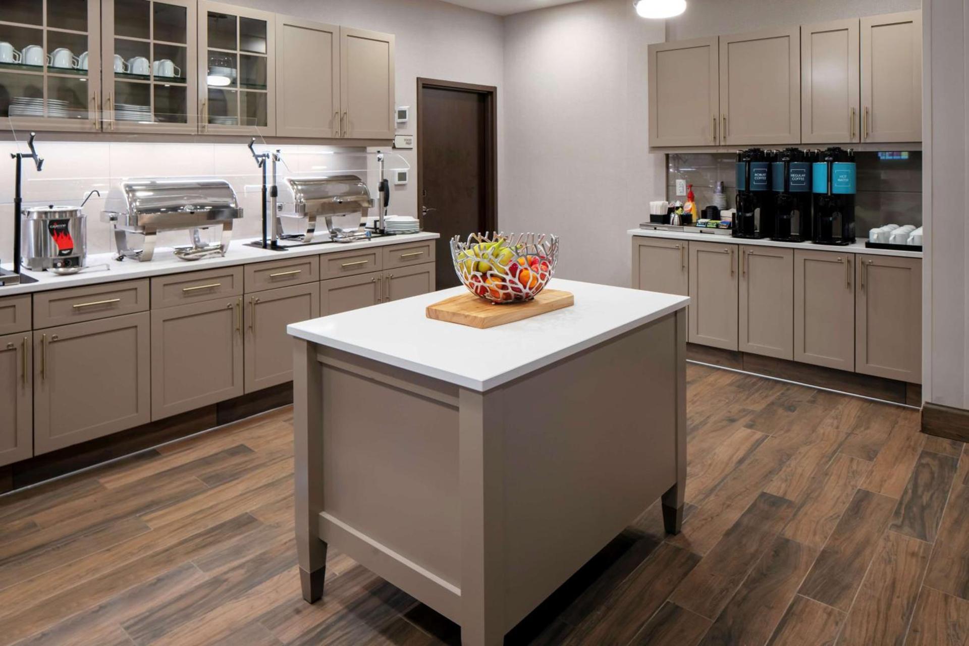 Homewood Suites By Hilton Greensboro Wendover, Nc photo 8