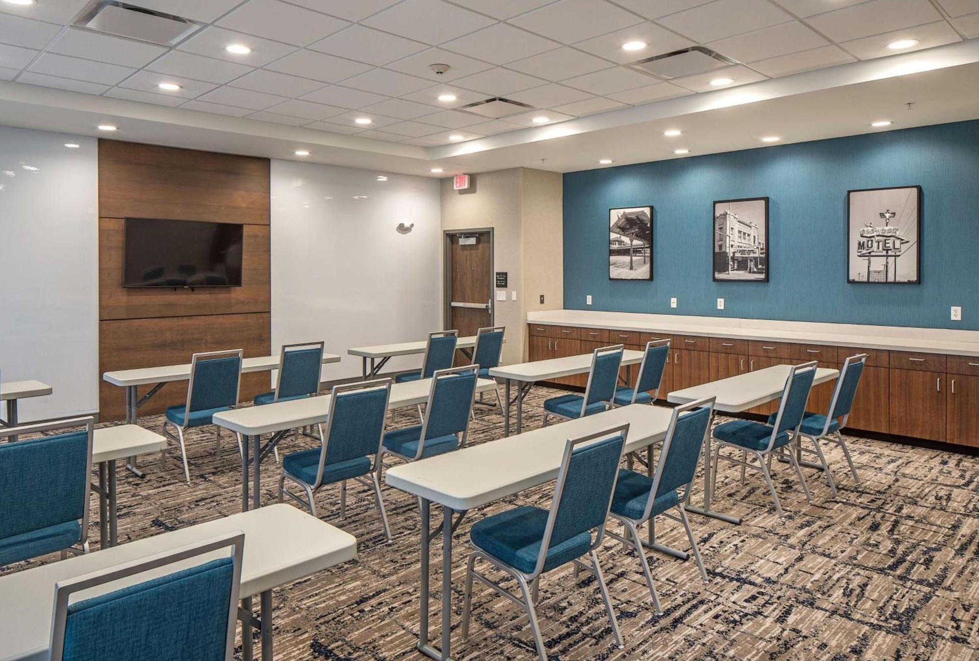 Hampton Inn Hastings photo 15