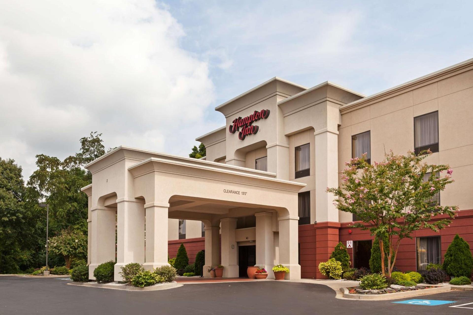 Hampton Inn Elkton photo 2