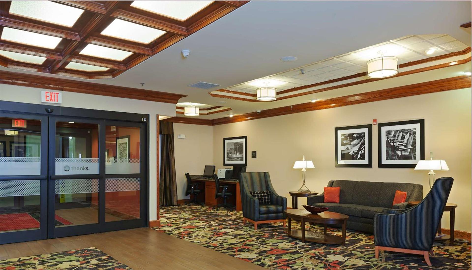 Hampton Inn Elkton photo 5