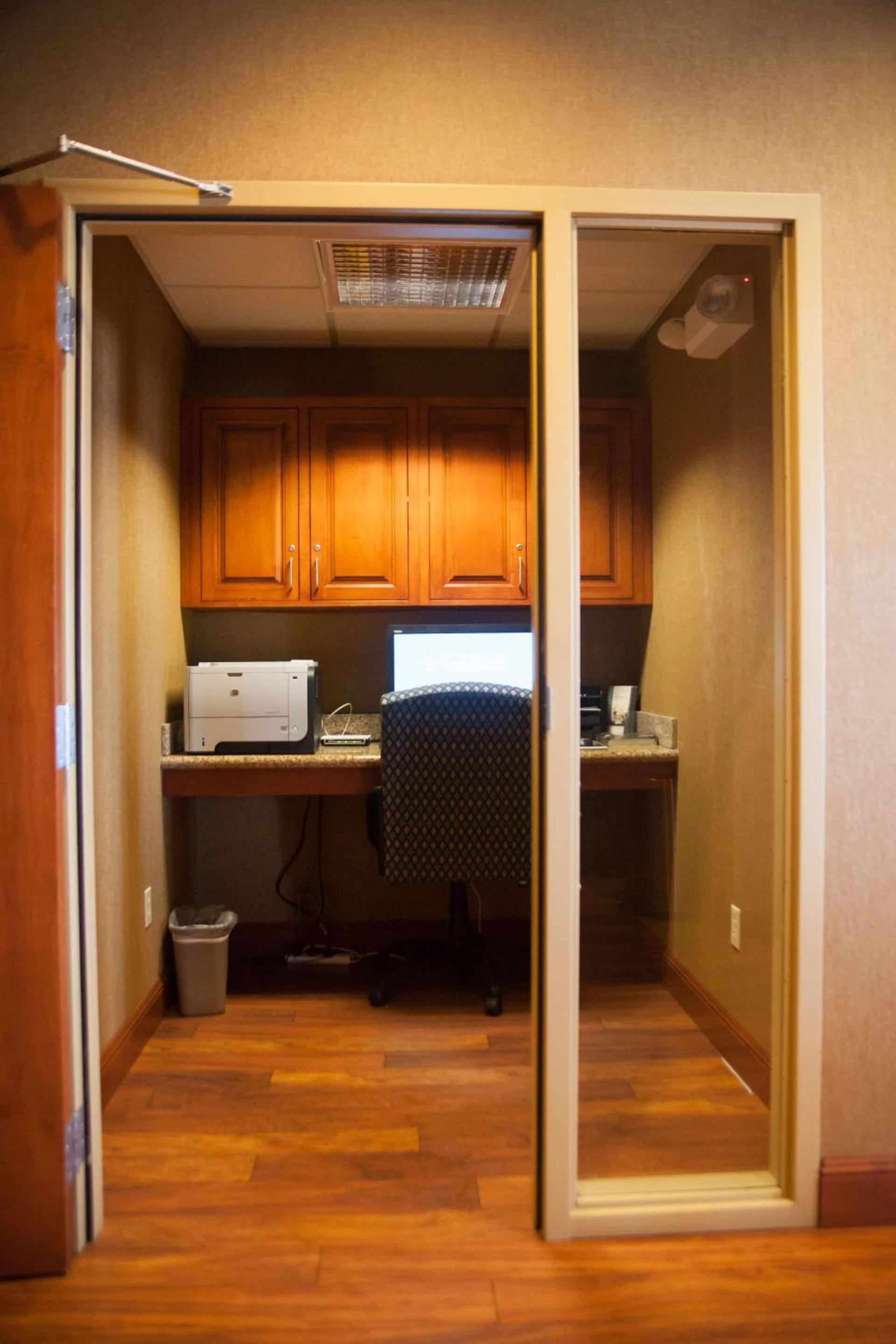 Hampton Inn Mountain Home photo 15