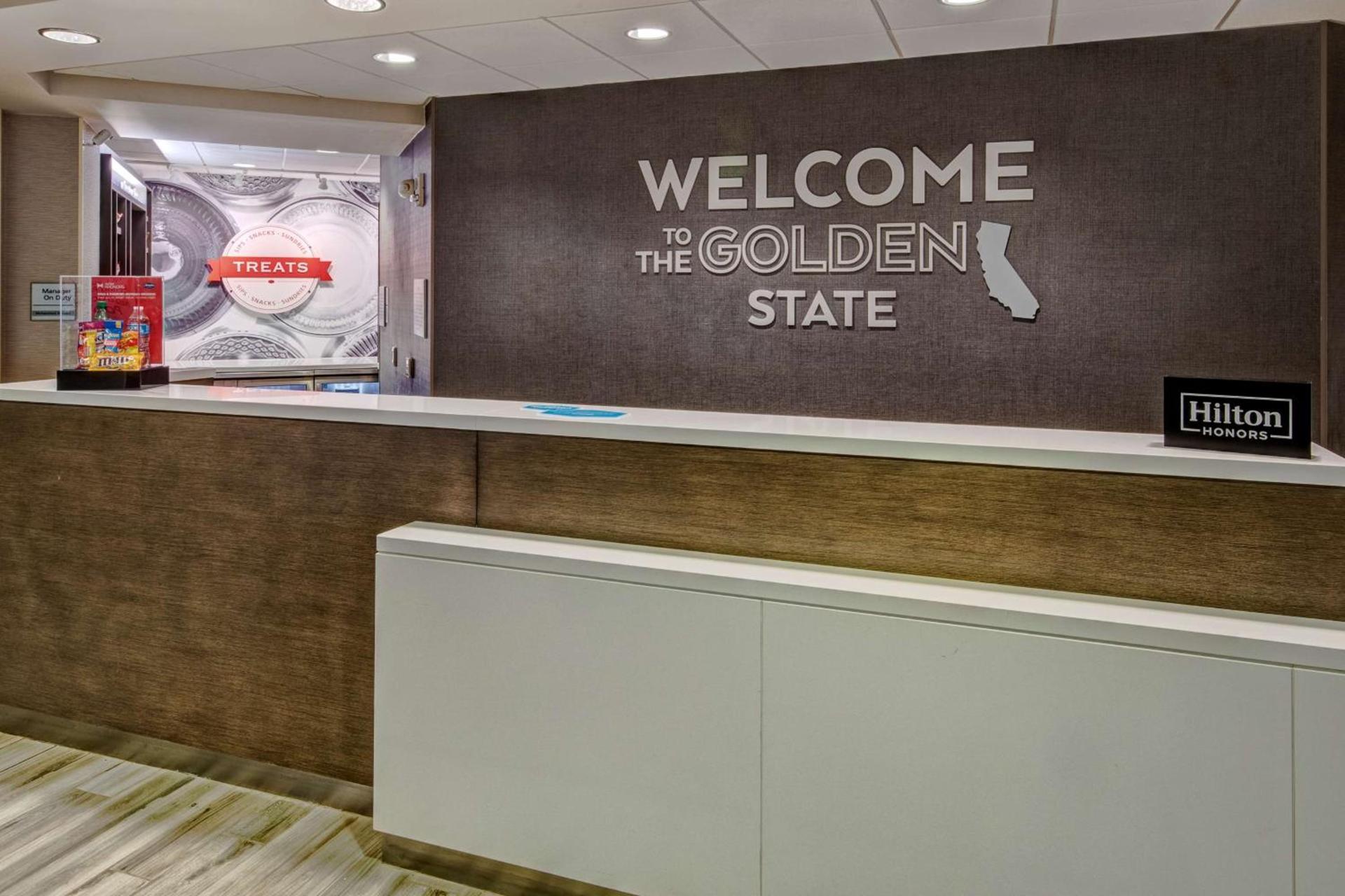 Hampton Inn & Suites San Jose Airport photo 4