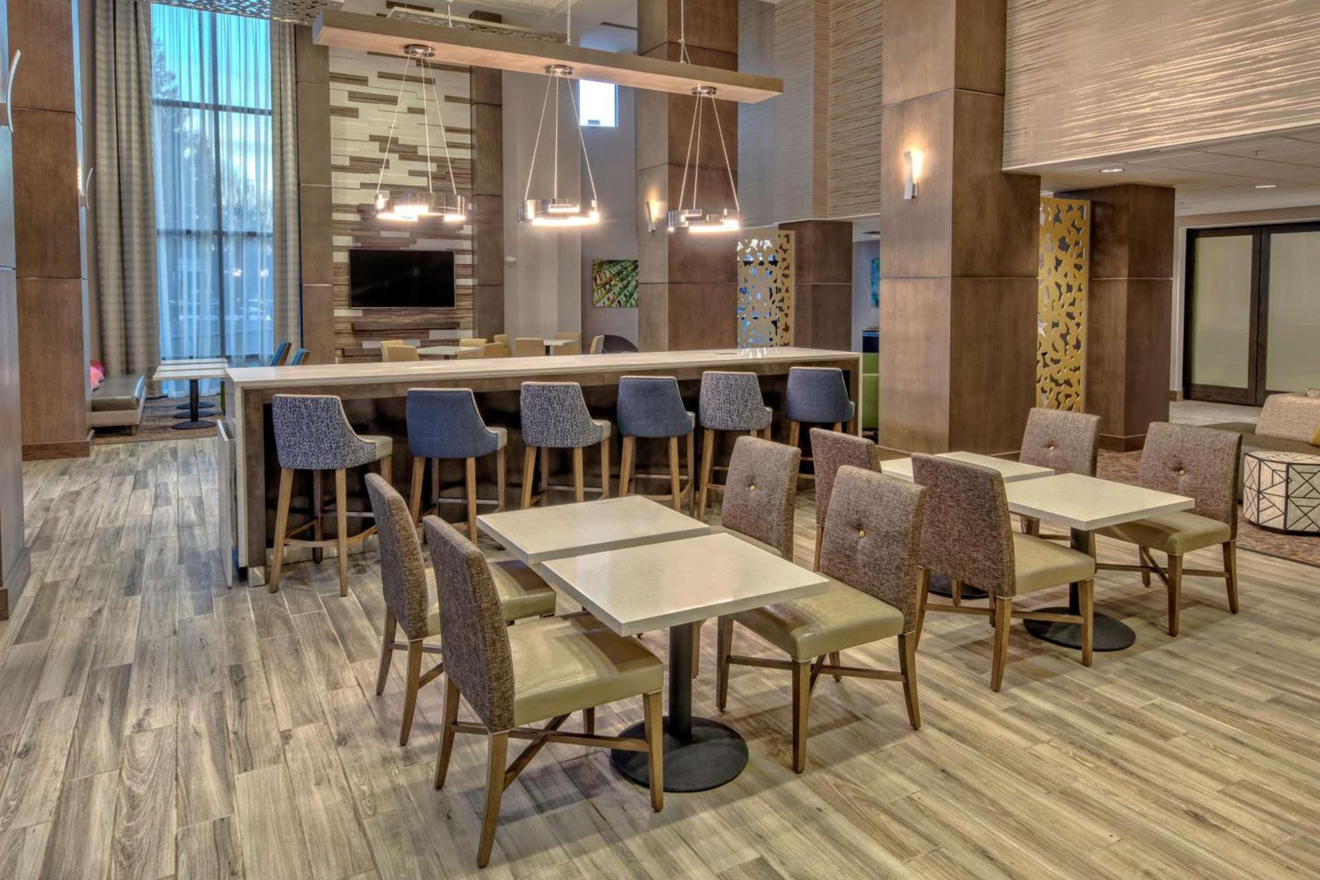 Hampton Inn & Suites San Jose Airport photo 8