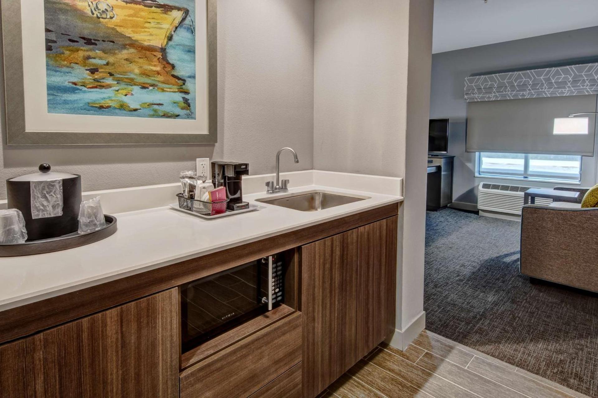Hampton Inn & Suites San Jose Airport photo 16