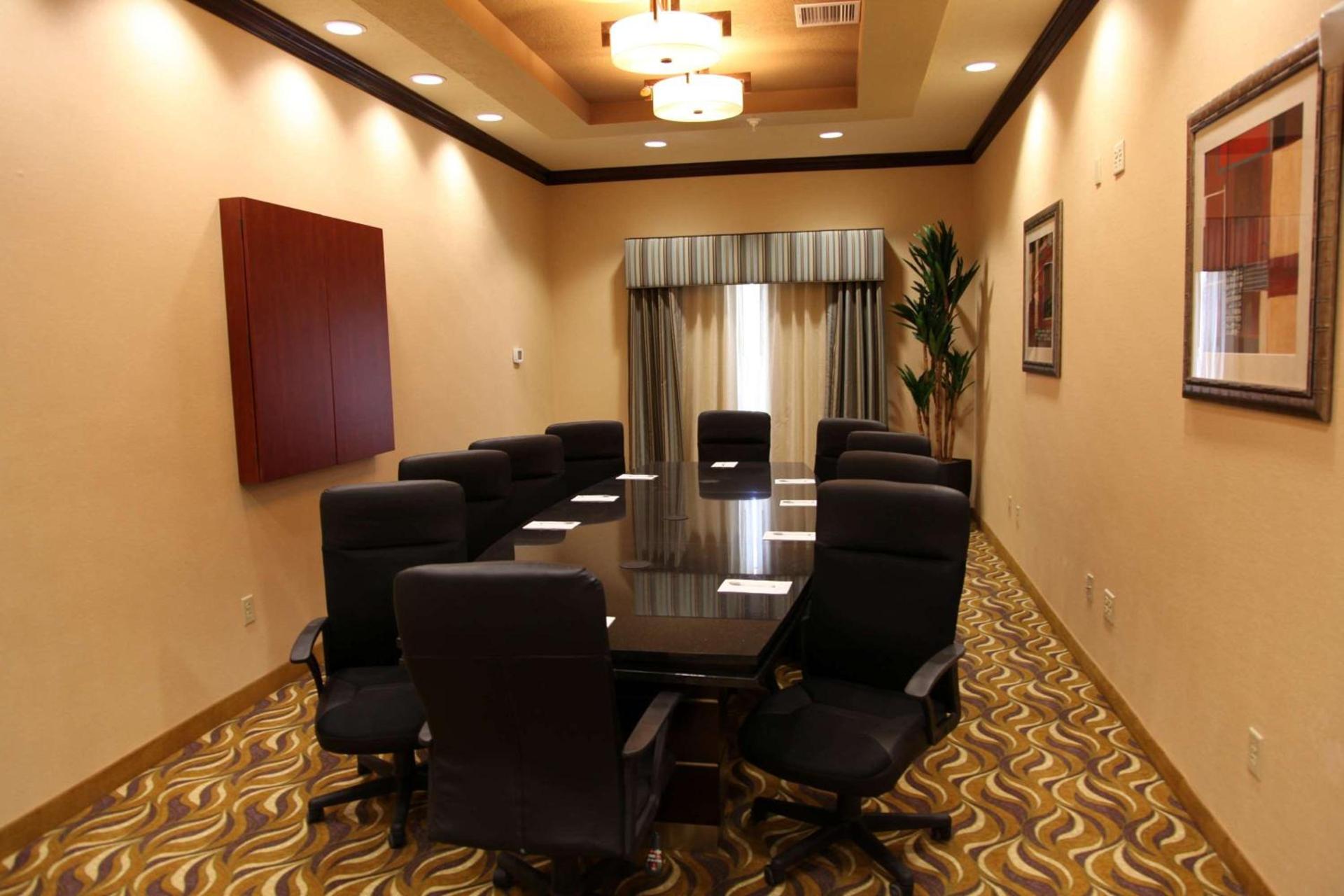 Hampton Inn & Suites Carlsbad photo 18