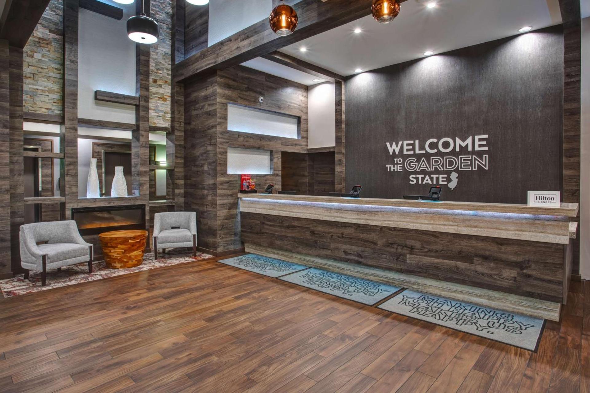 Hampton Inn & Suites By Hilton- Newark Airport Elizabeth photo 42