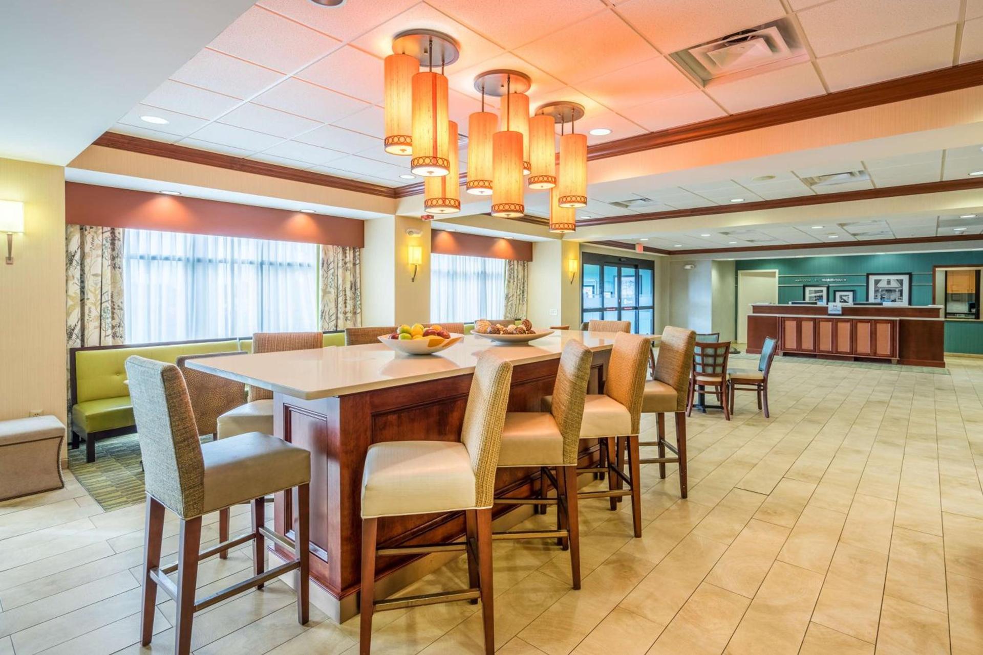 Hampton Inn Middletown photo 2