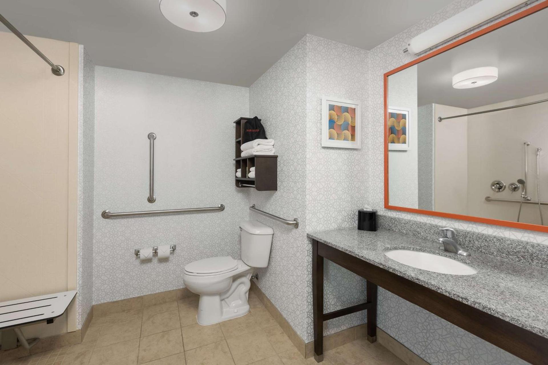 Hampton Inn Augusta photo 8