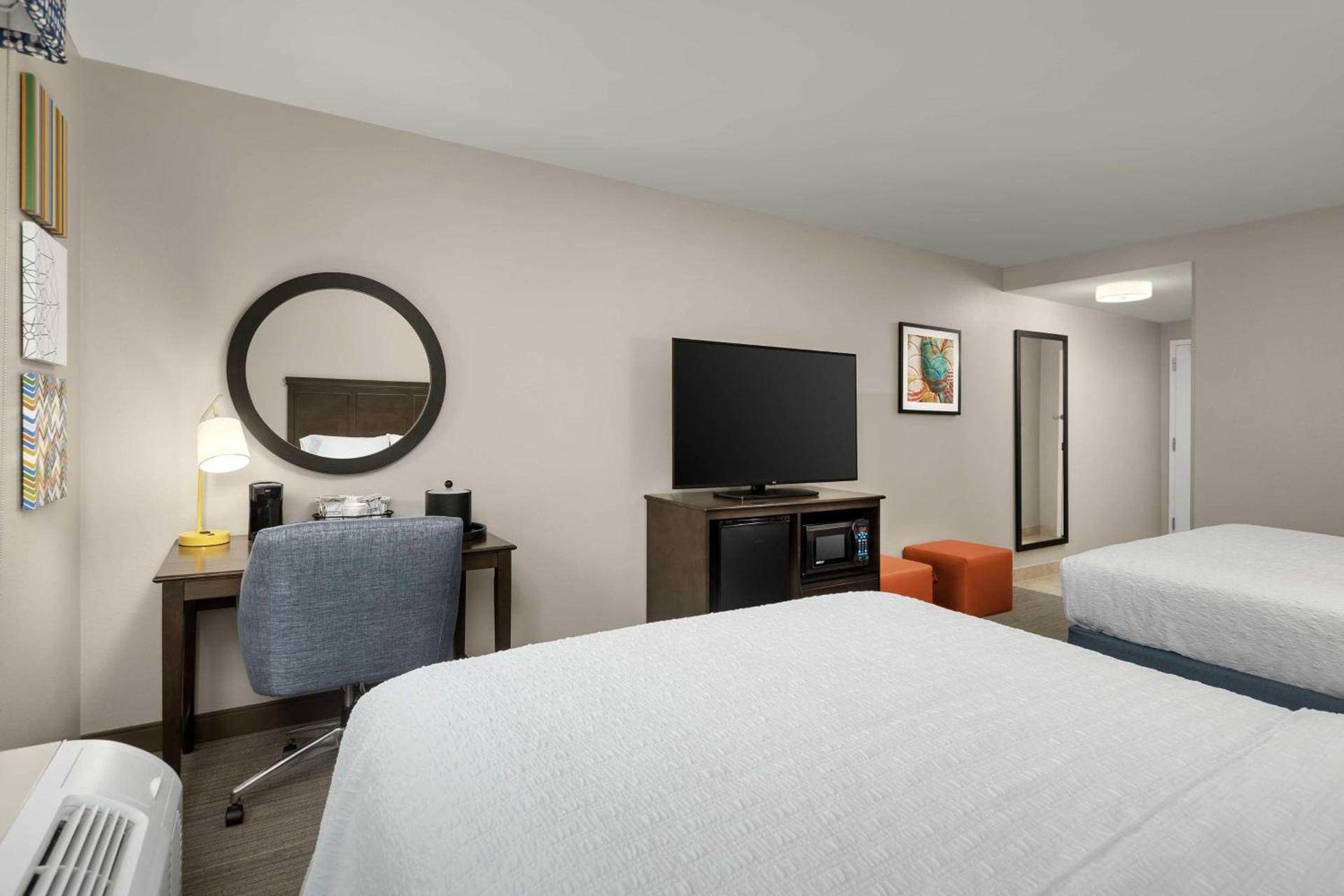 Hampton Inn Augusta photo 13