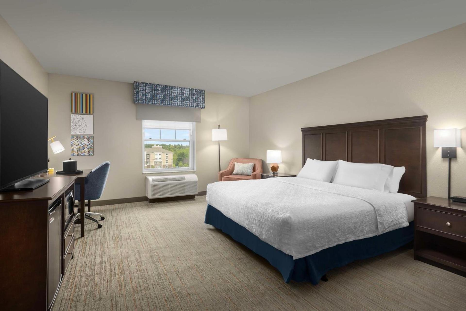 Hampton Inn Augusta photo 15