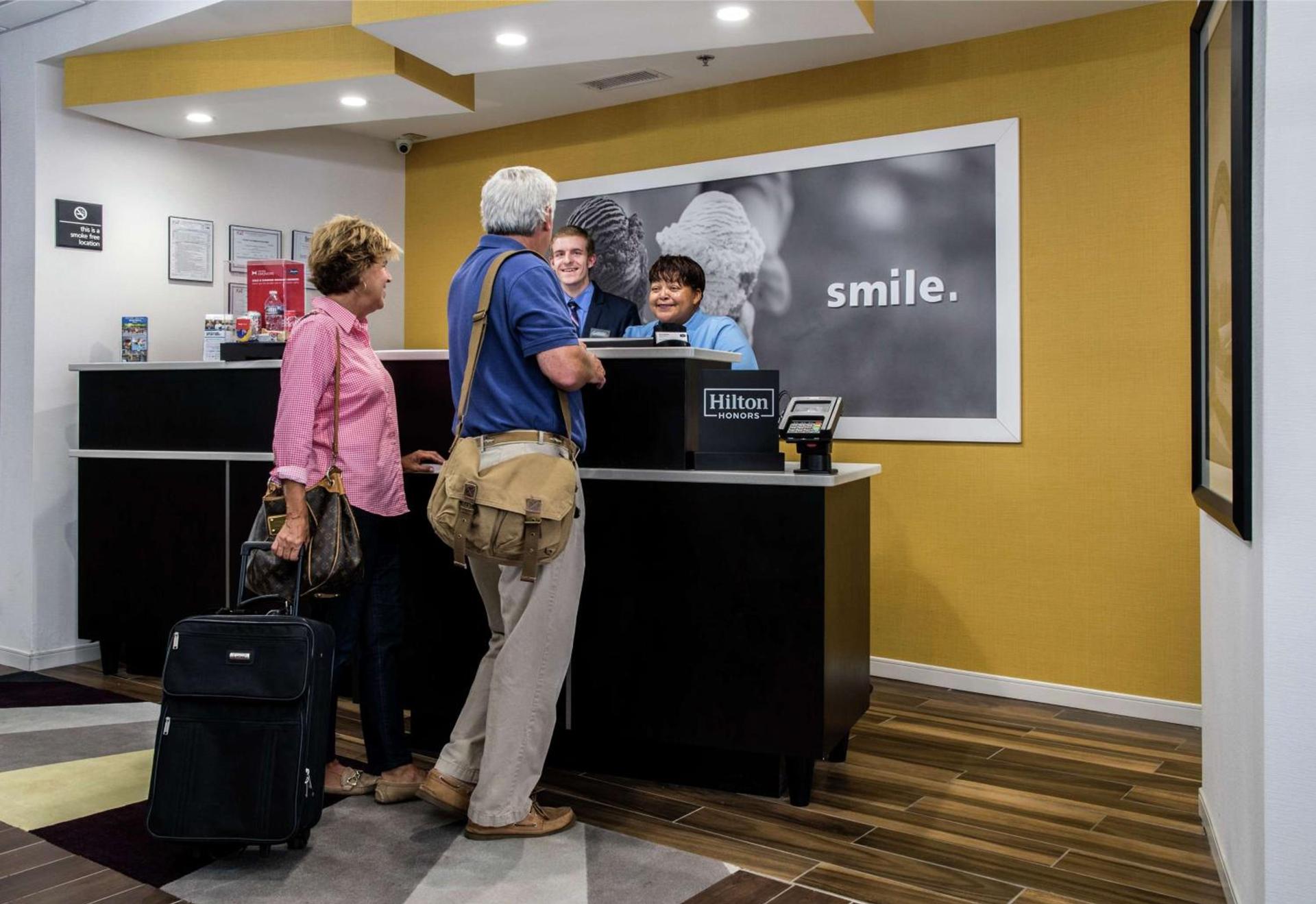 Hampton Inn Hartwell Ga photo 3