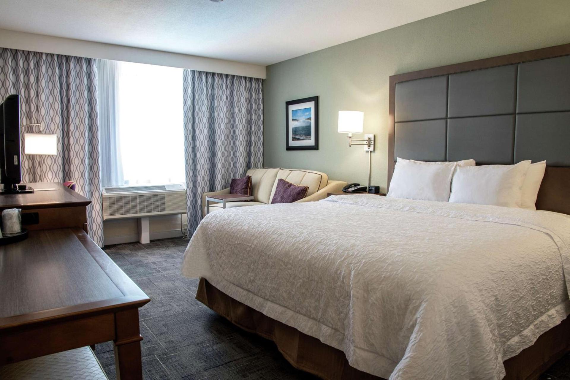 Hampton Inn Hartwell Ga photo 16