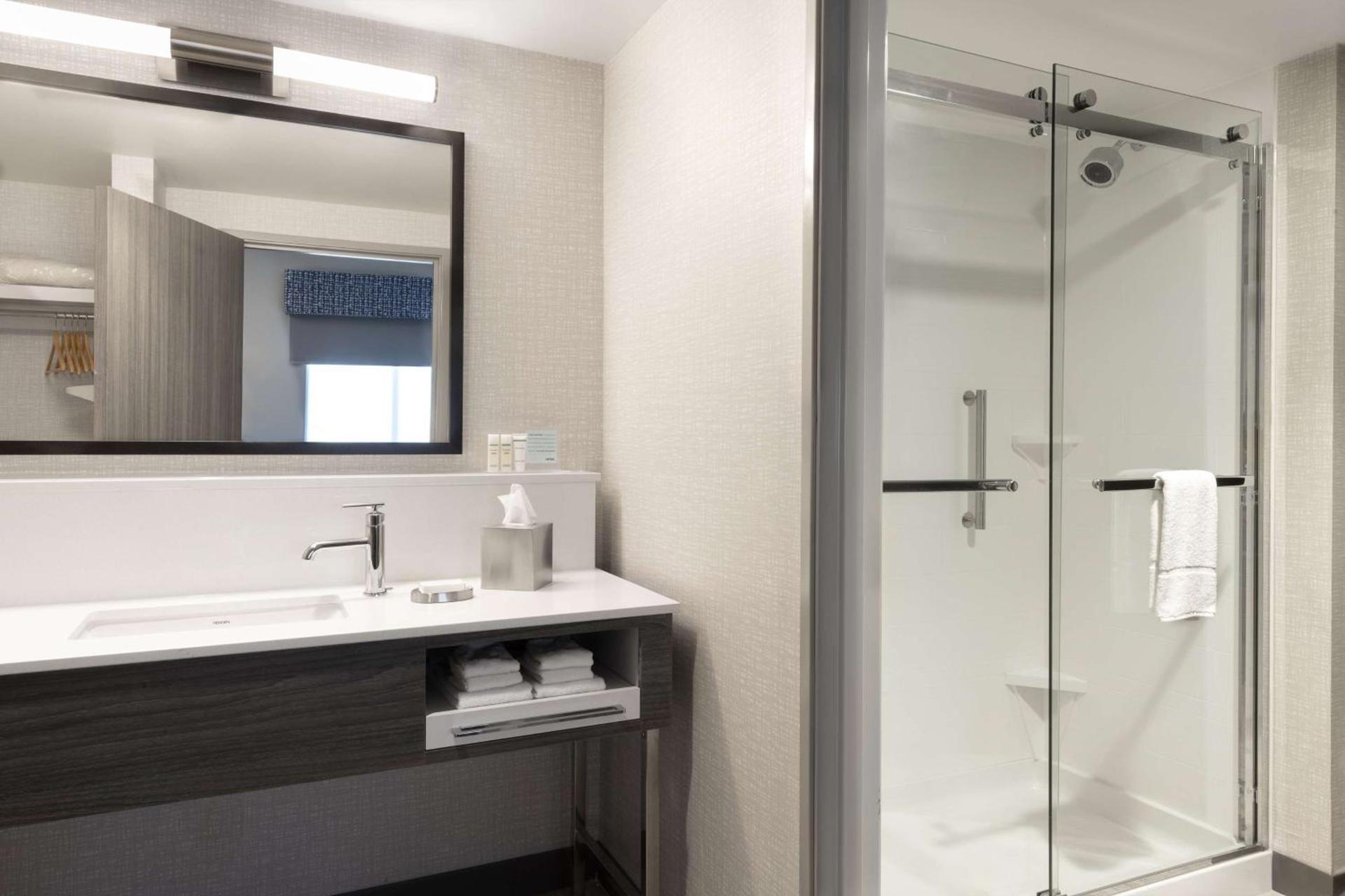 Hampton Inn & Suites St Charles Old Town Area, Mo photo 17