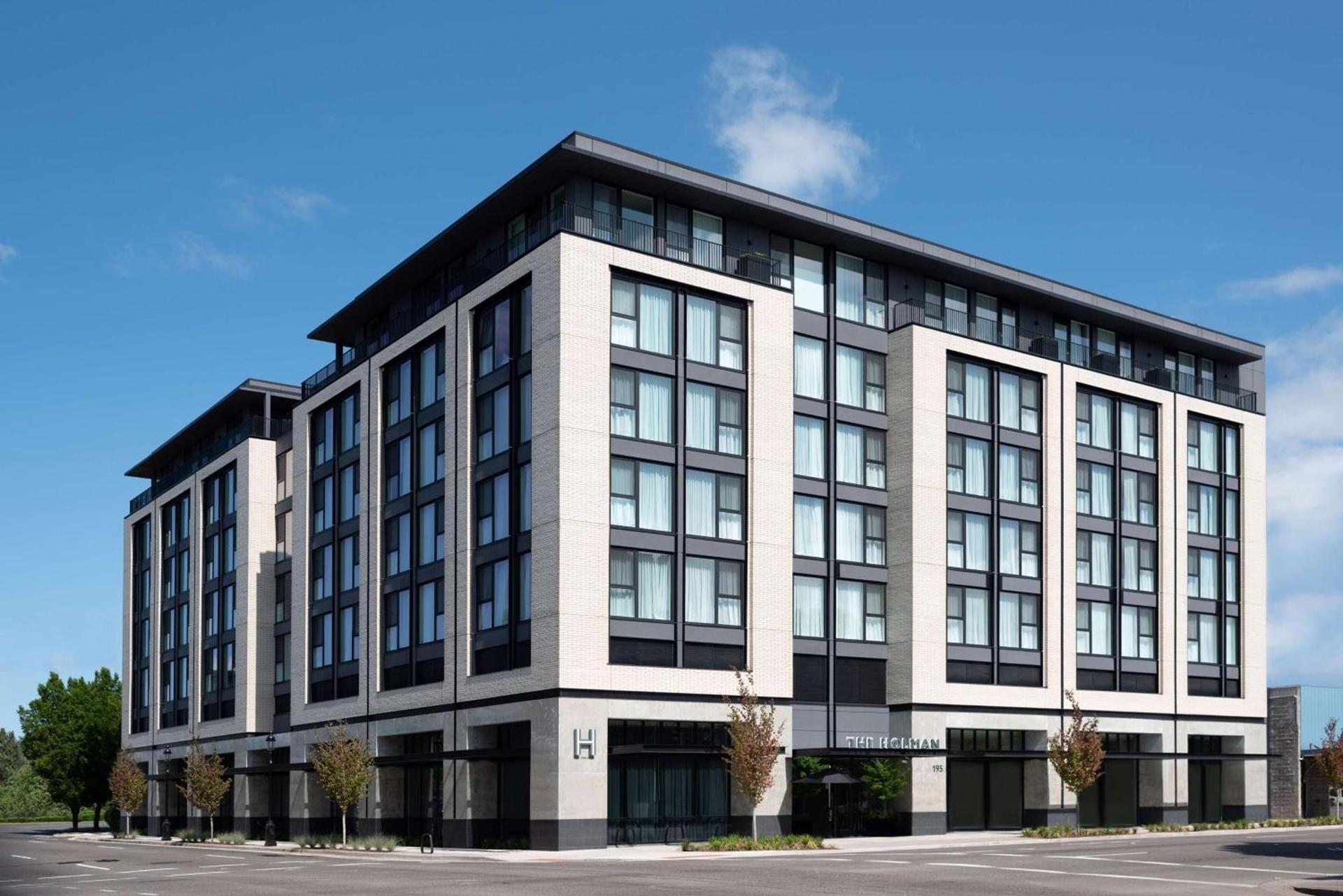 Holman Riverfront Park Hotel Salem, Tapestry By Hilton photo 1
