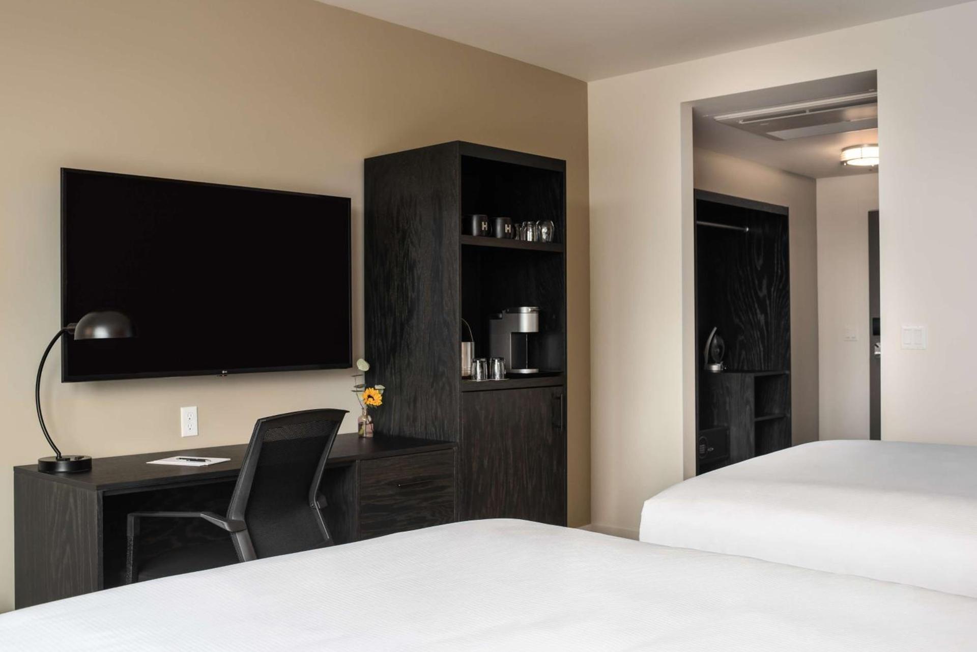 Holman Riverfront Park Hotel Salem, Tapestry By Hilton photo 18