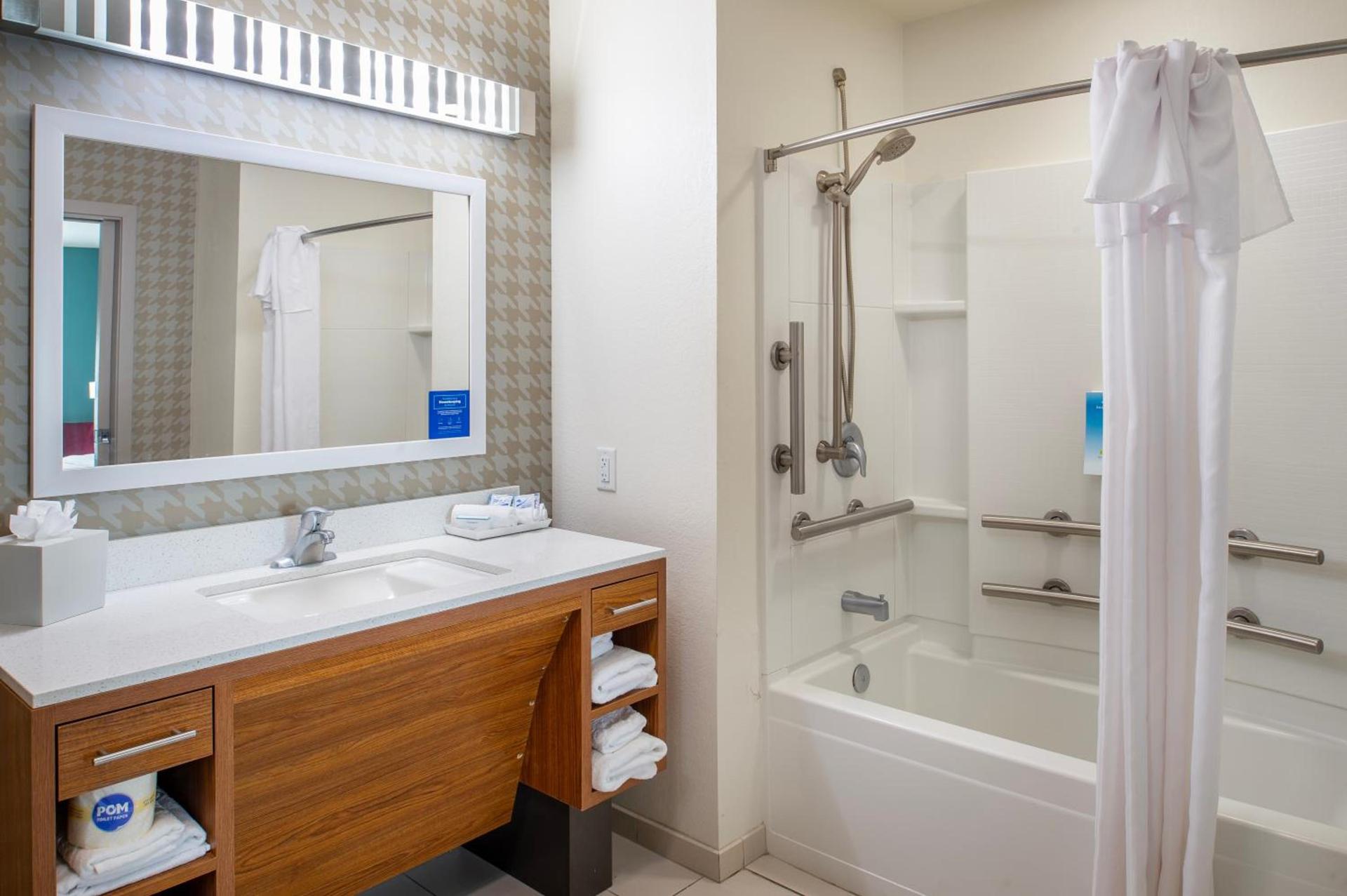 Home2 Suites St. Louis / Forest Park photo 37