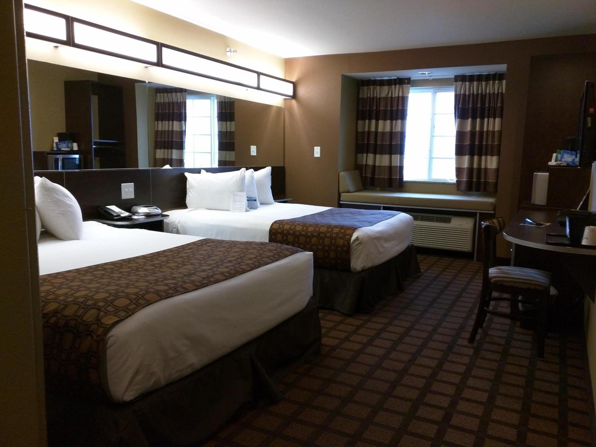 Microtel Inn & Suites by Wyndham Minot photo 26