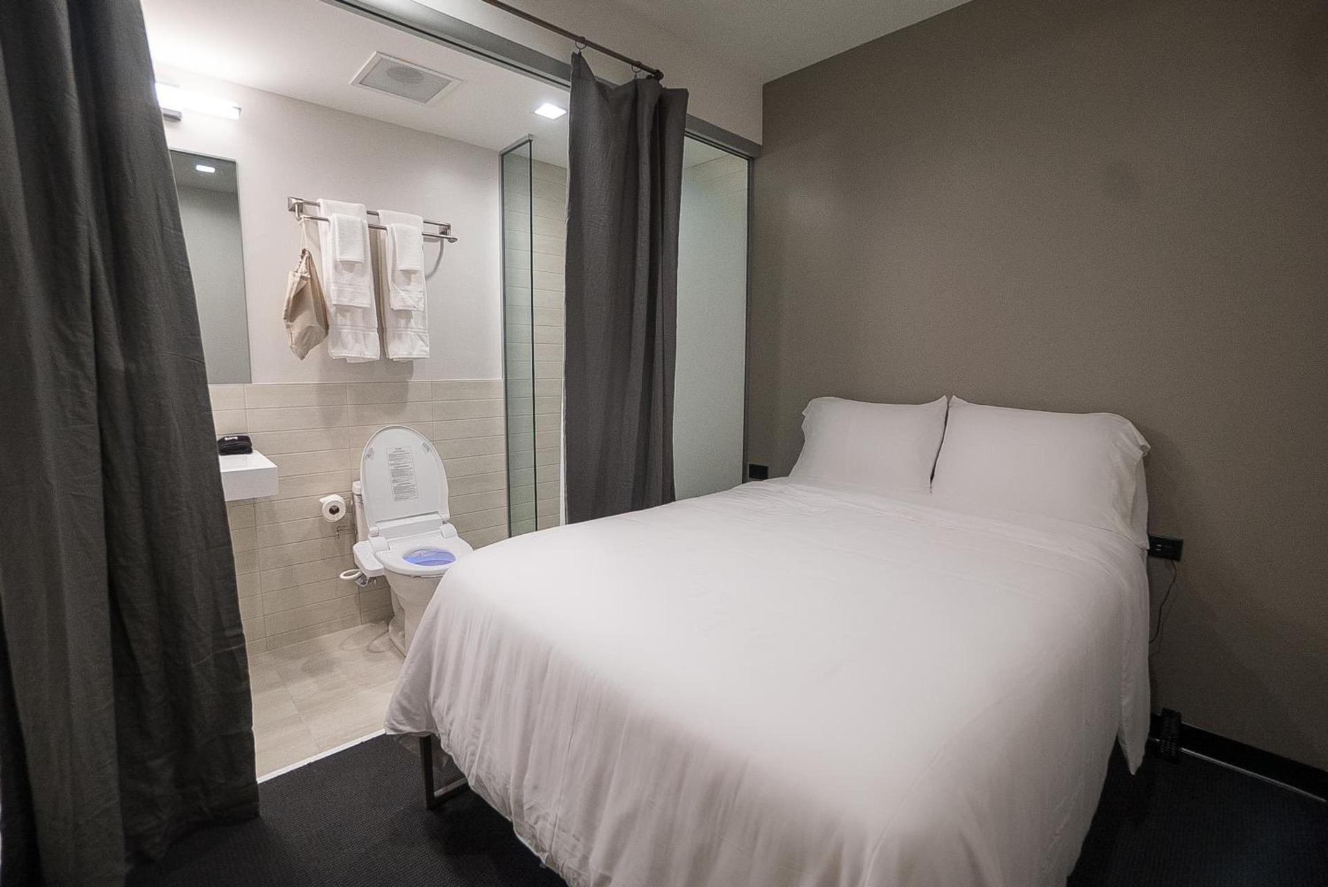 SOVA Micro-Room & Social Hotel photo 16
