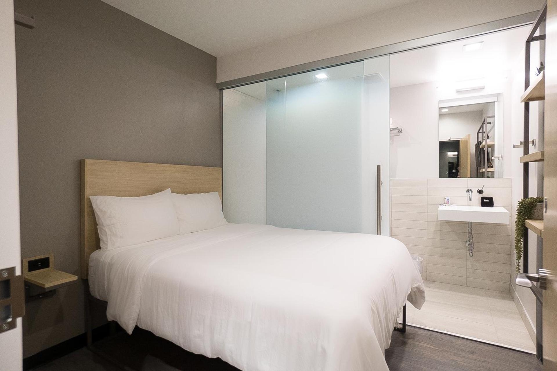 SOVA Micro-Room & Social Hotel photo 18