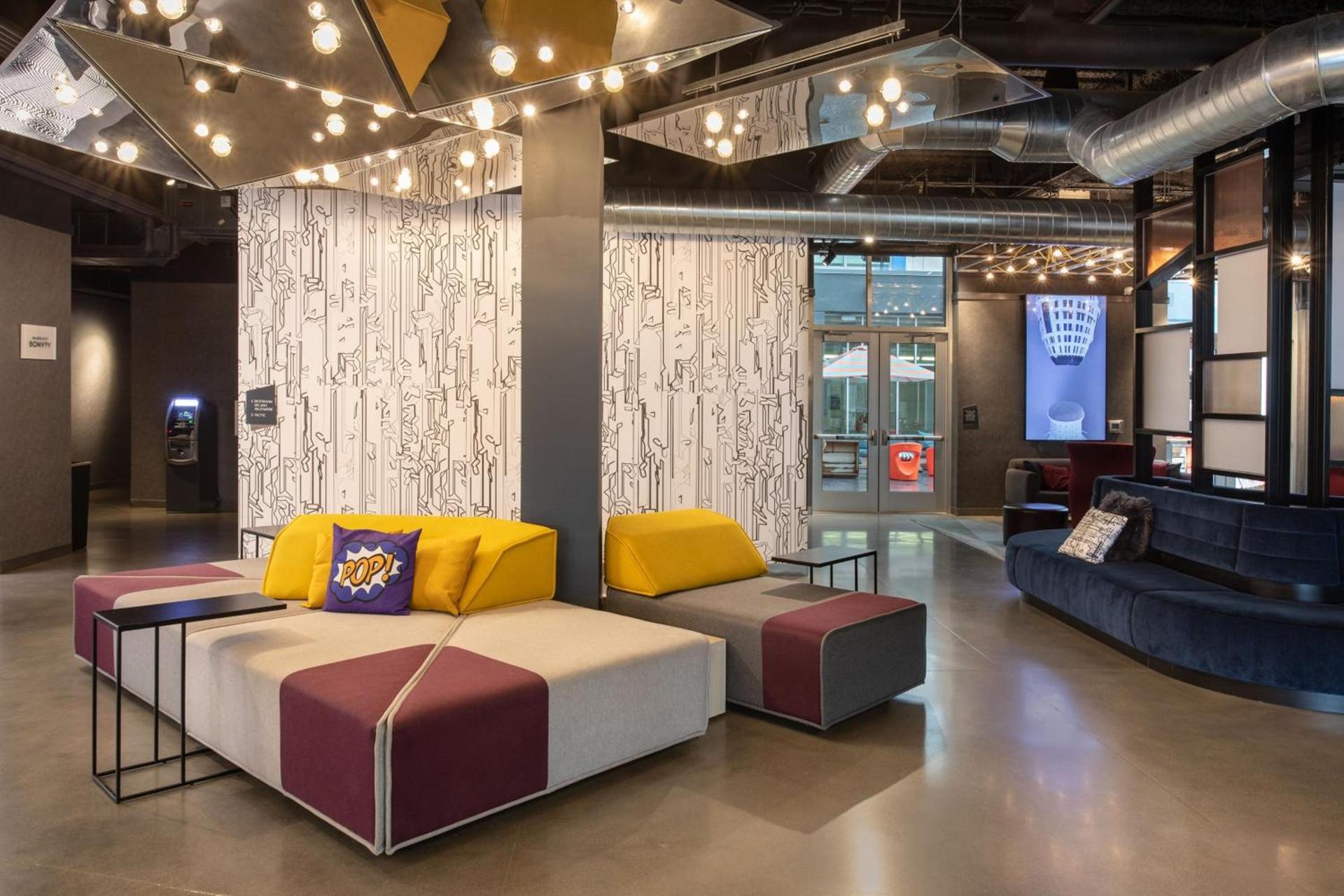 Aloft by Marriott Omaha Aksarben Village photo 3