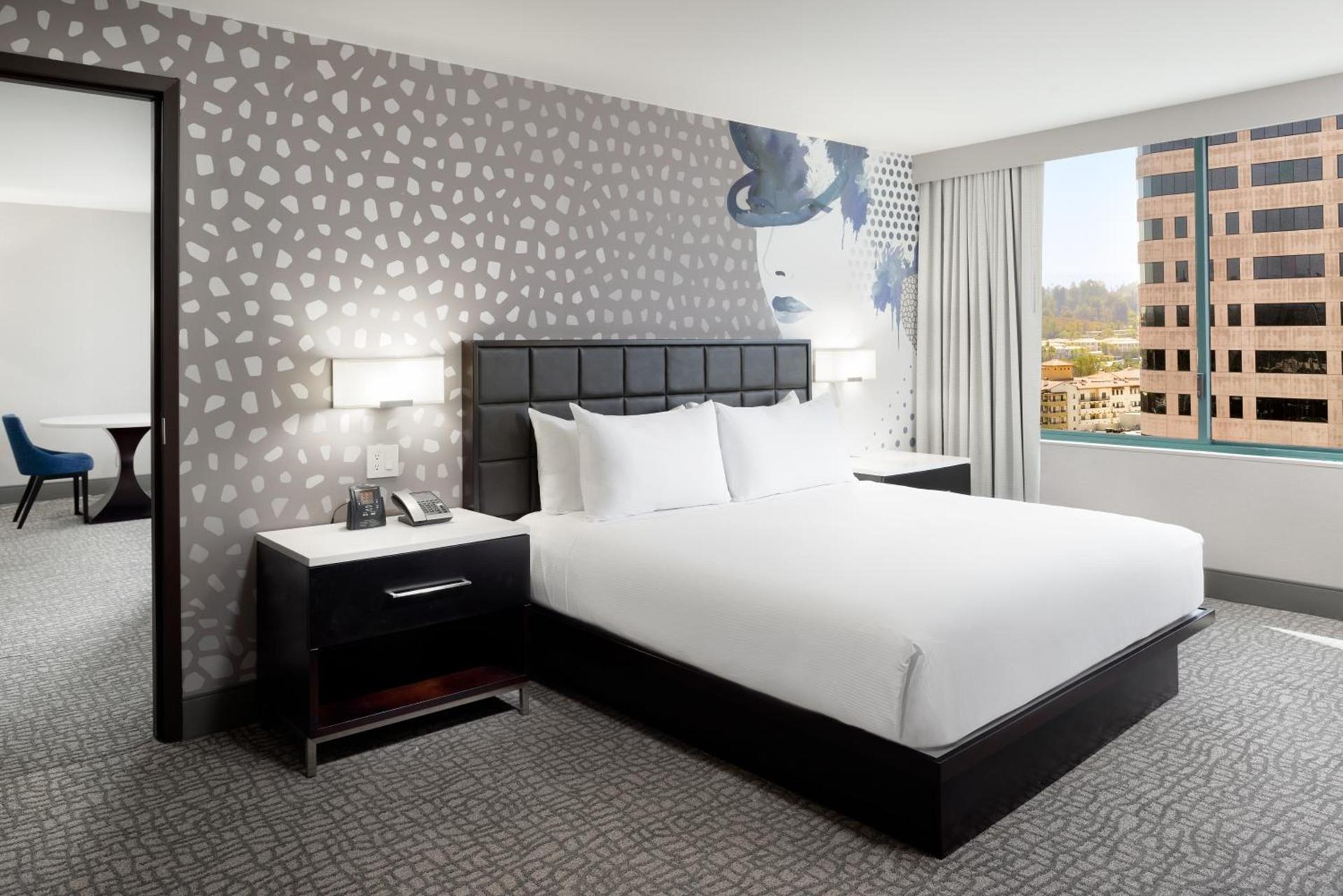 Hilton Woodland Hills/ Los Angeles photo 53