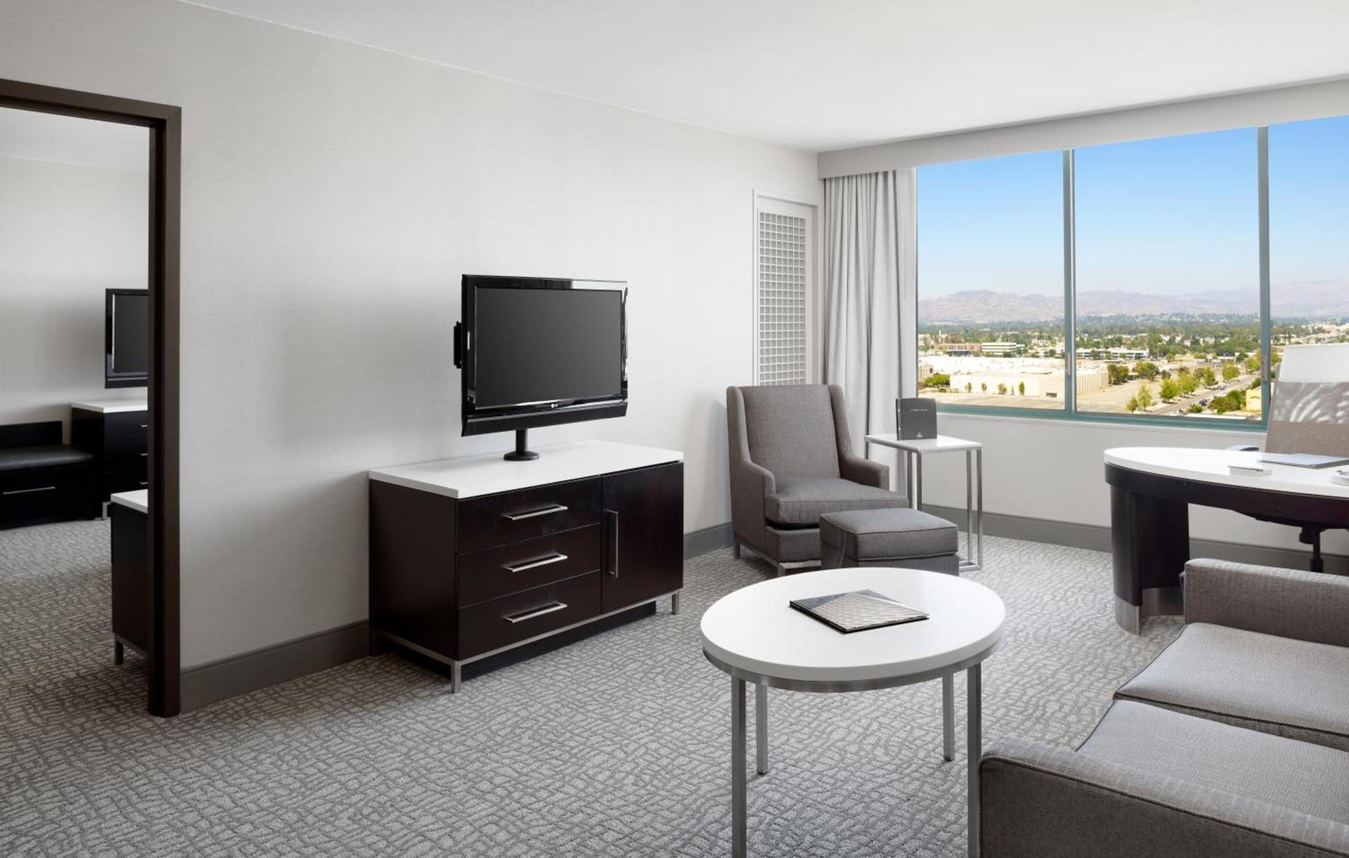 Hilton Woodland Hills/ Los Angeles photo 62