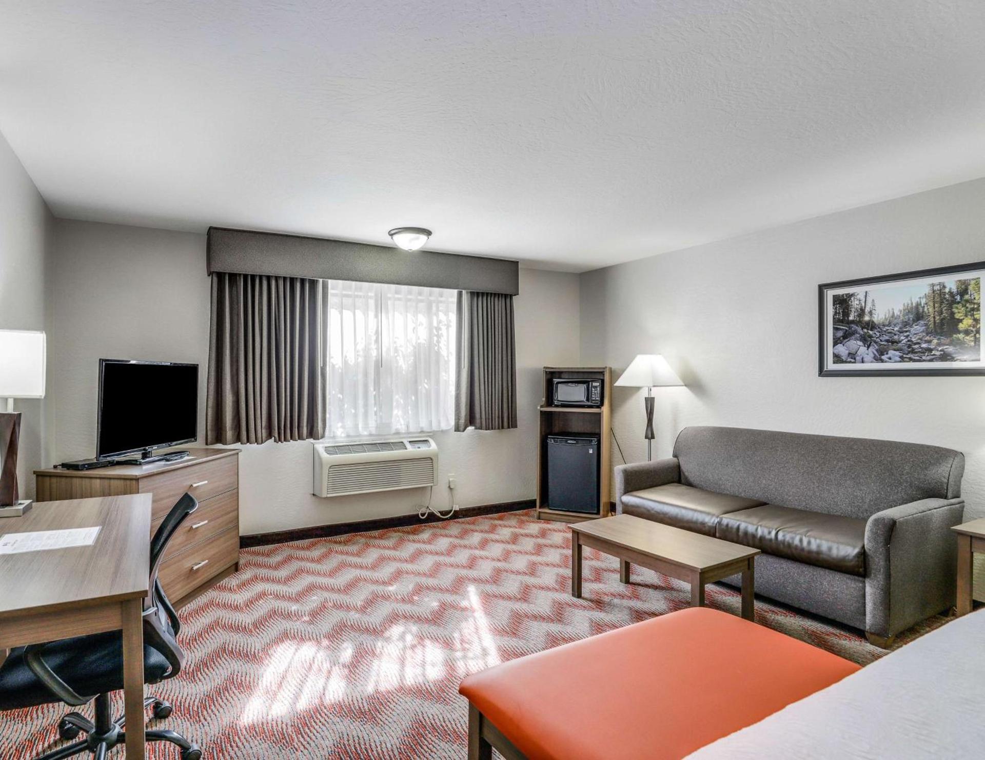 Best Western Plus Sonora Oaks Hotel and Conference Center photo 37