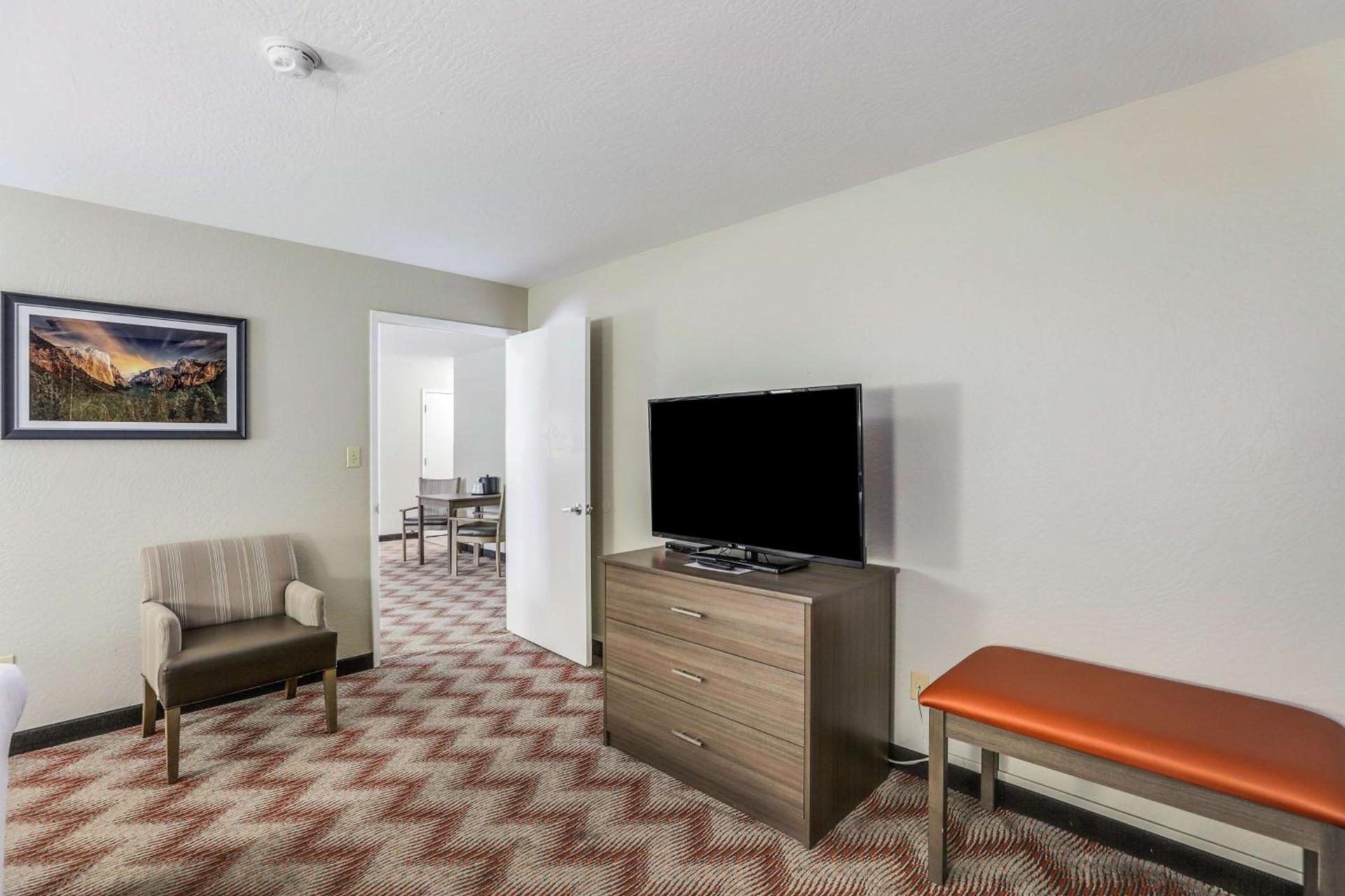 Best Western Plus Sonora Oaks Hotel and Conference Center photo 59