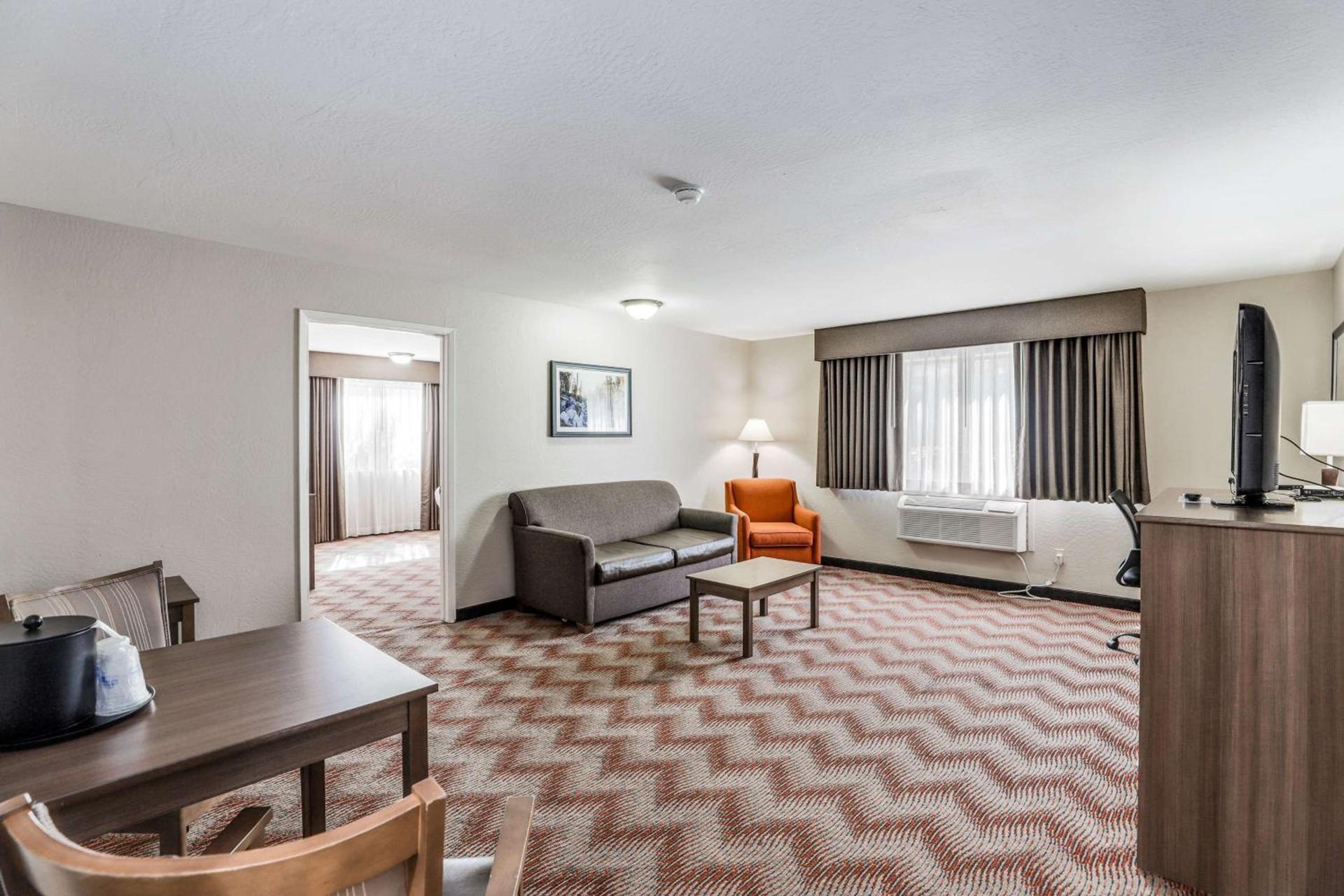 Best Western Plus Sonora Oaks Hotel and Conference Center photo 60