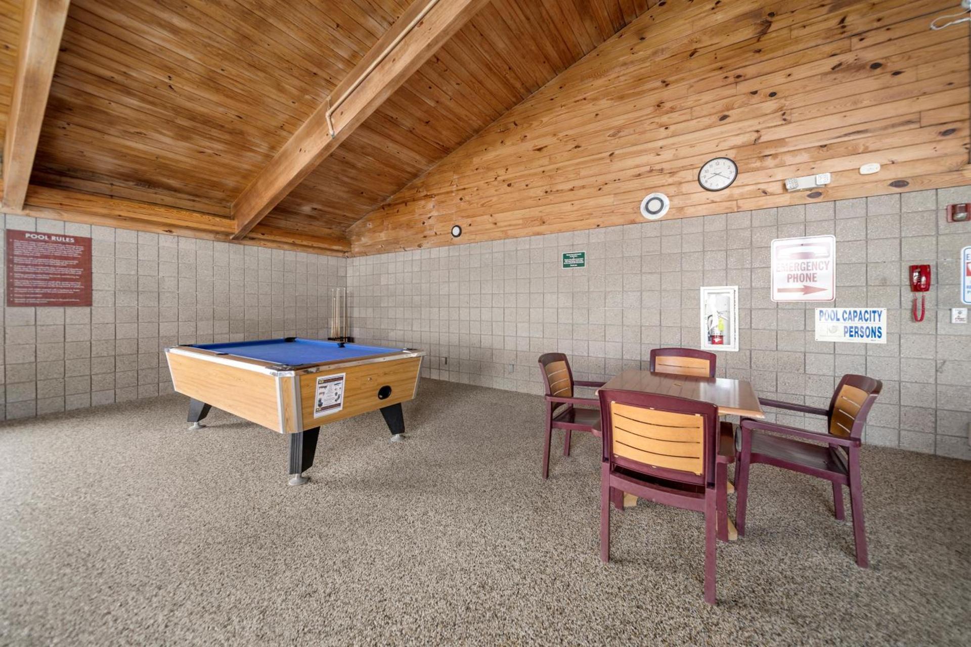 AmericInn by Wyndham Ames photo 10