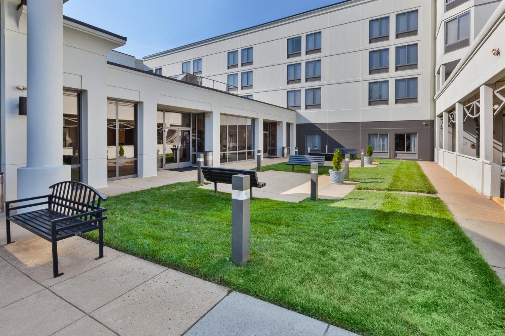 Crowne Plaza Dulles Airport by IHG photo 21