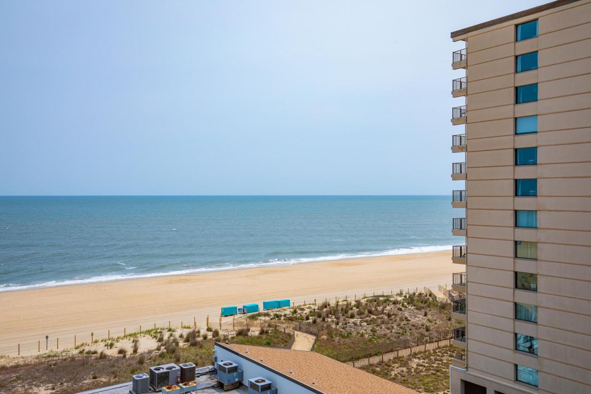 Ashore Oceanfront Hotel by Marriott photo 32