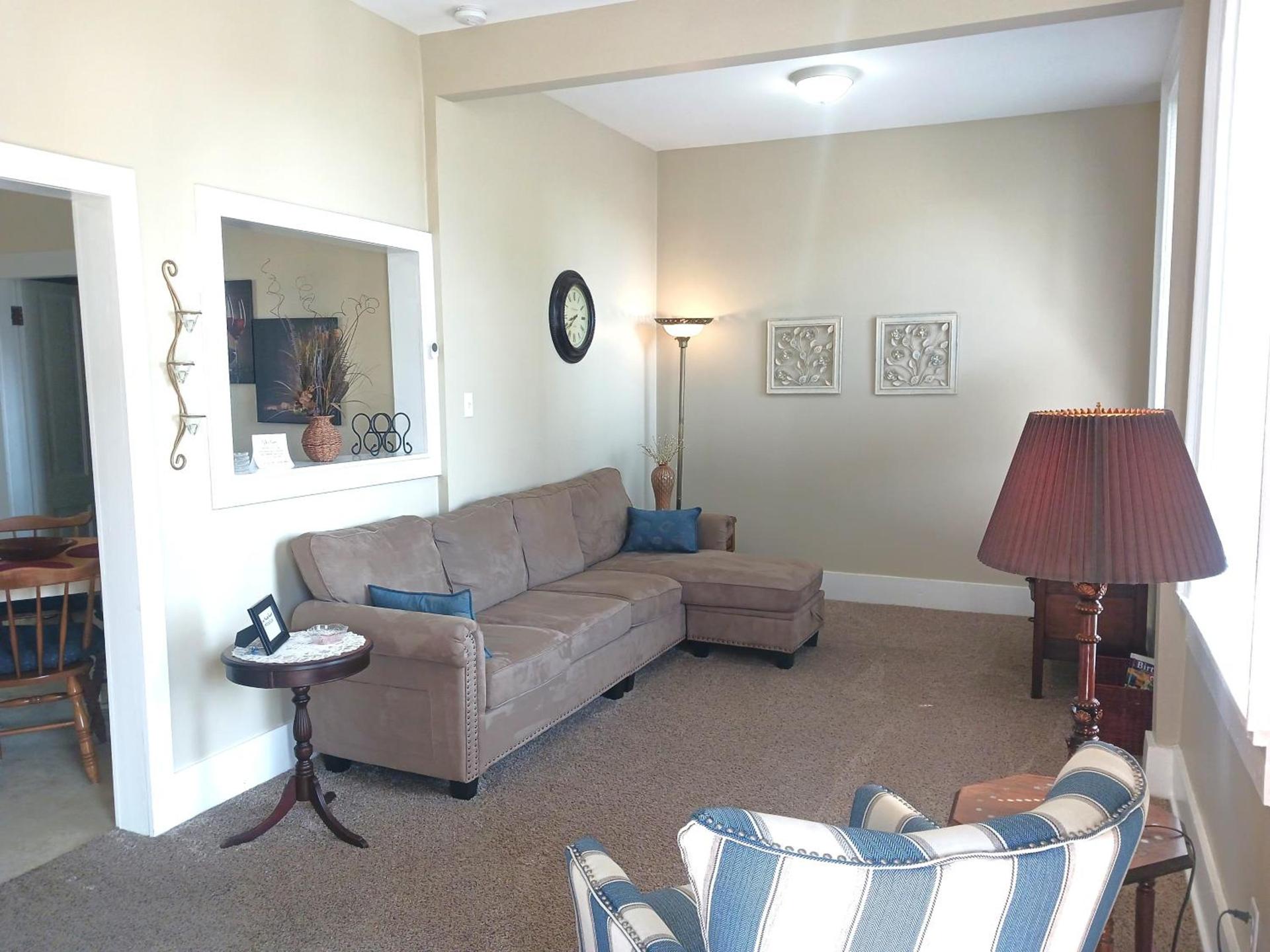 Lee House Inn photo 26