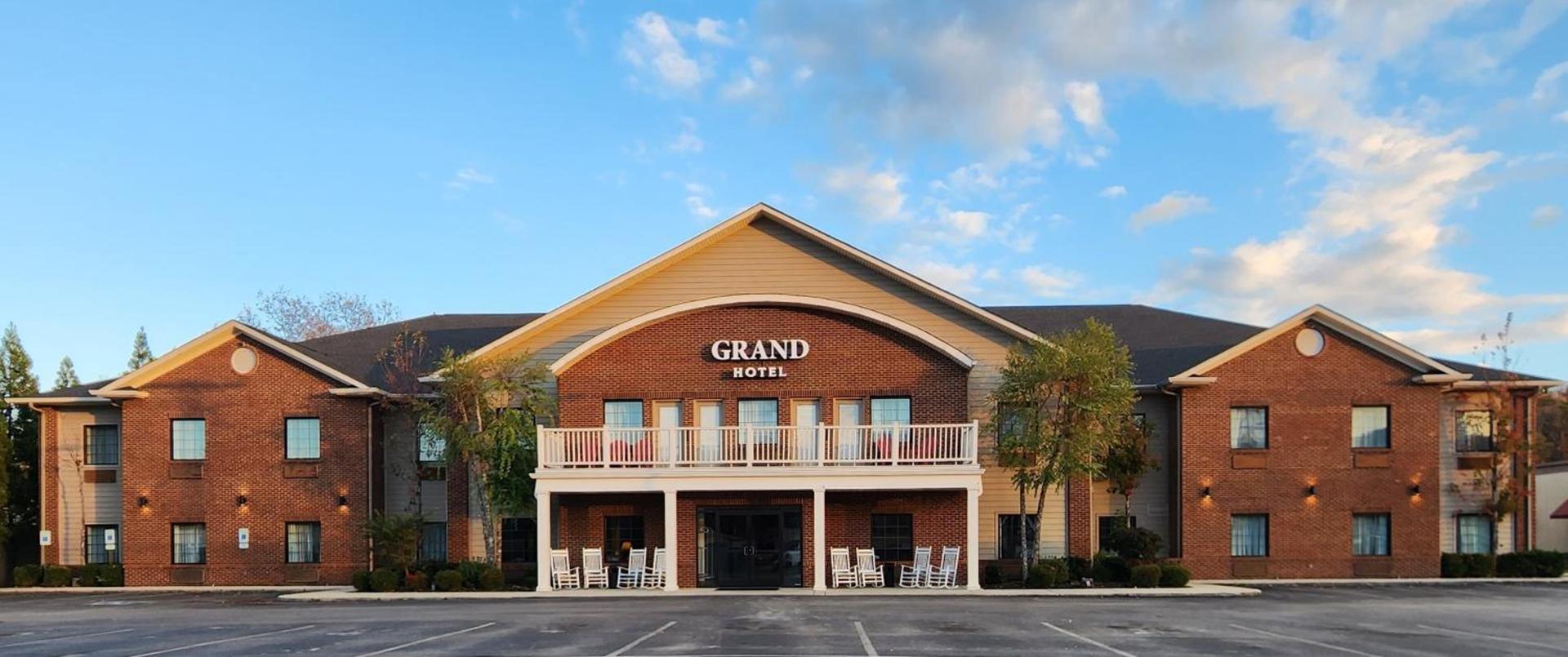 Grand Hotel photo 1
