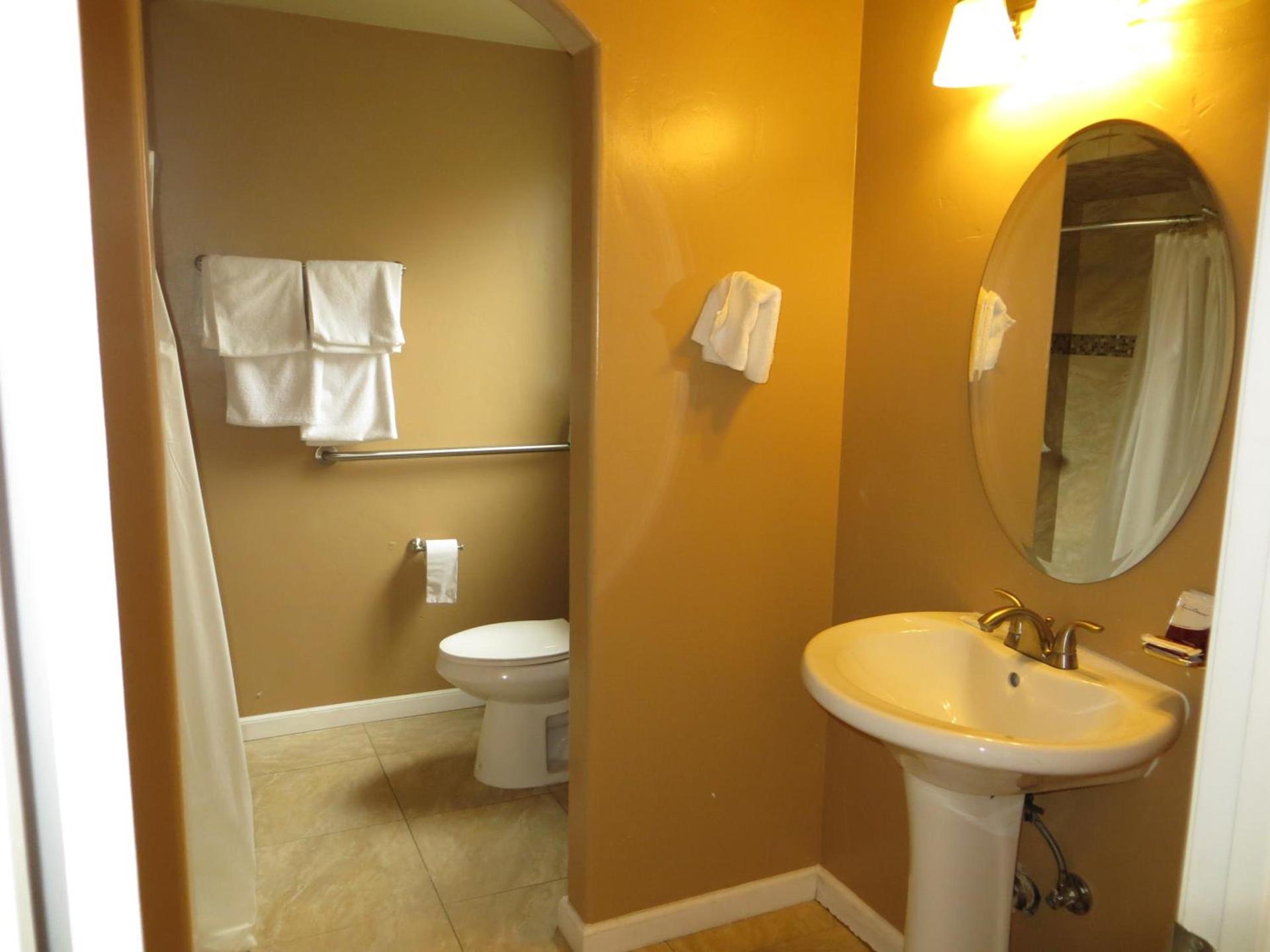 Drift Inn, LLC photo 16