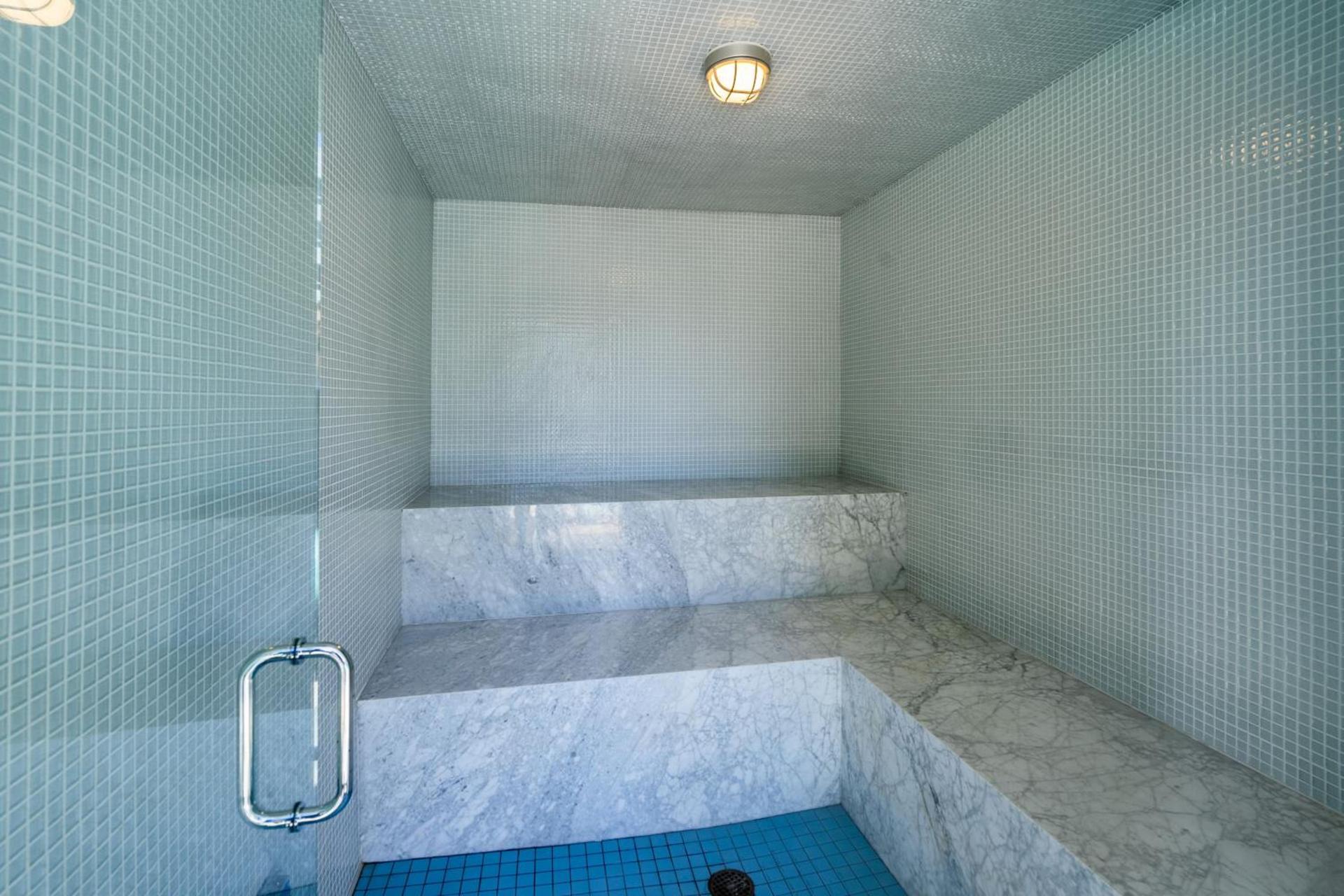 Level Long Beach - East Village photo 75