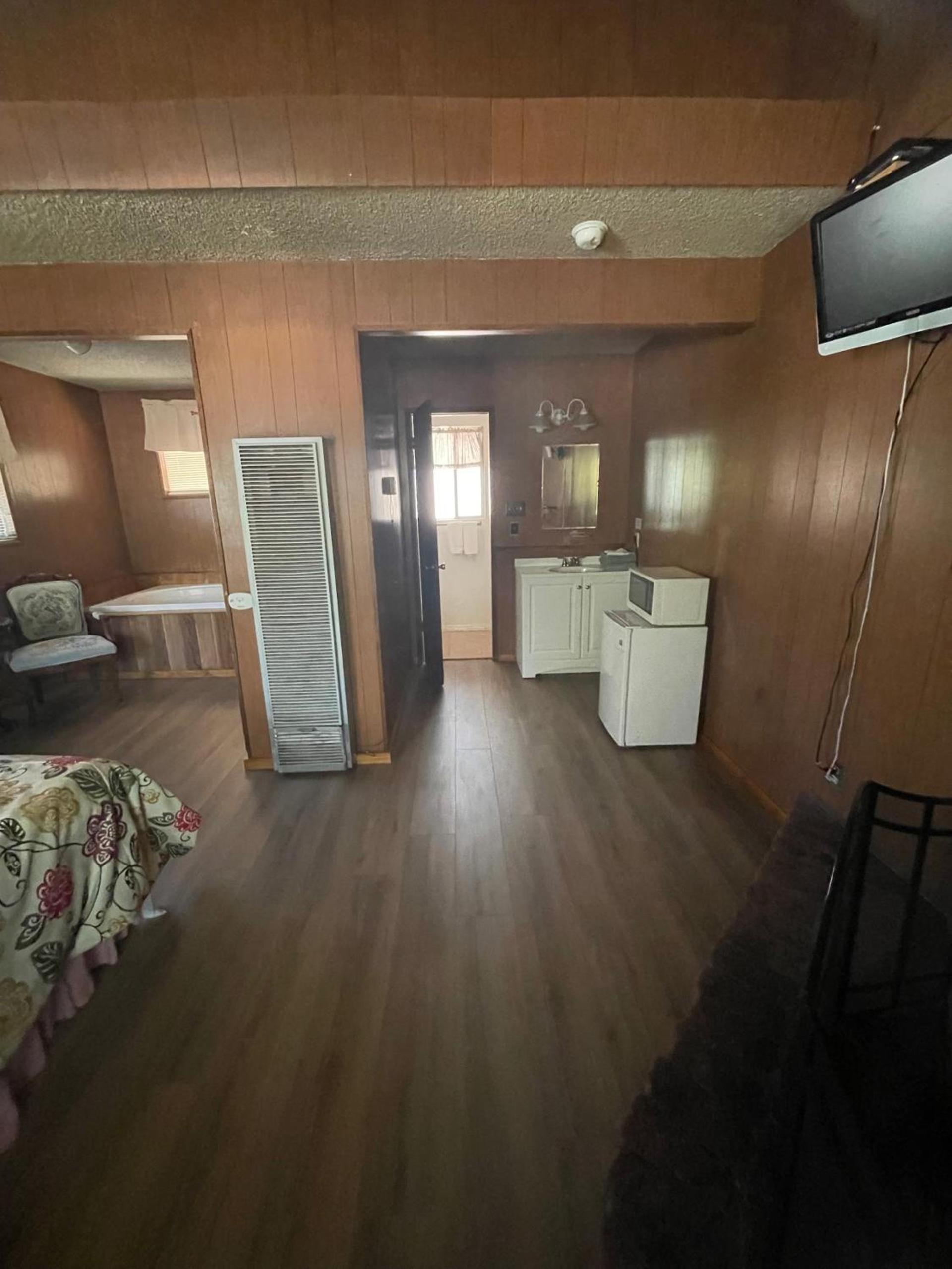 Mountain View Cabins photo 33